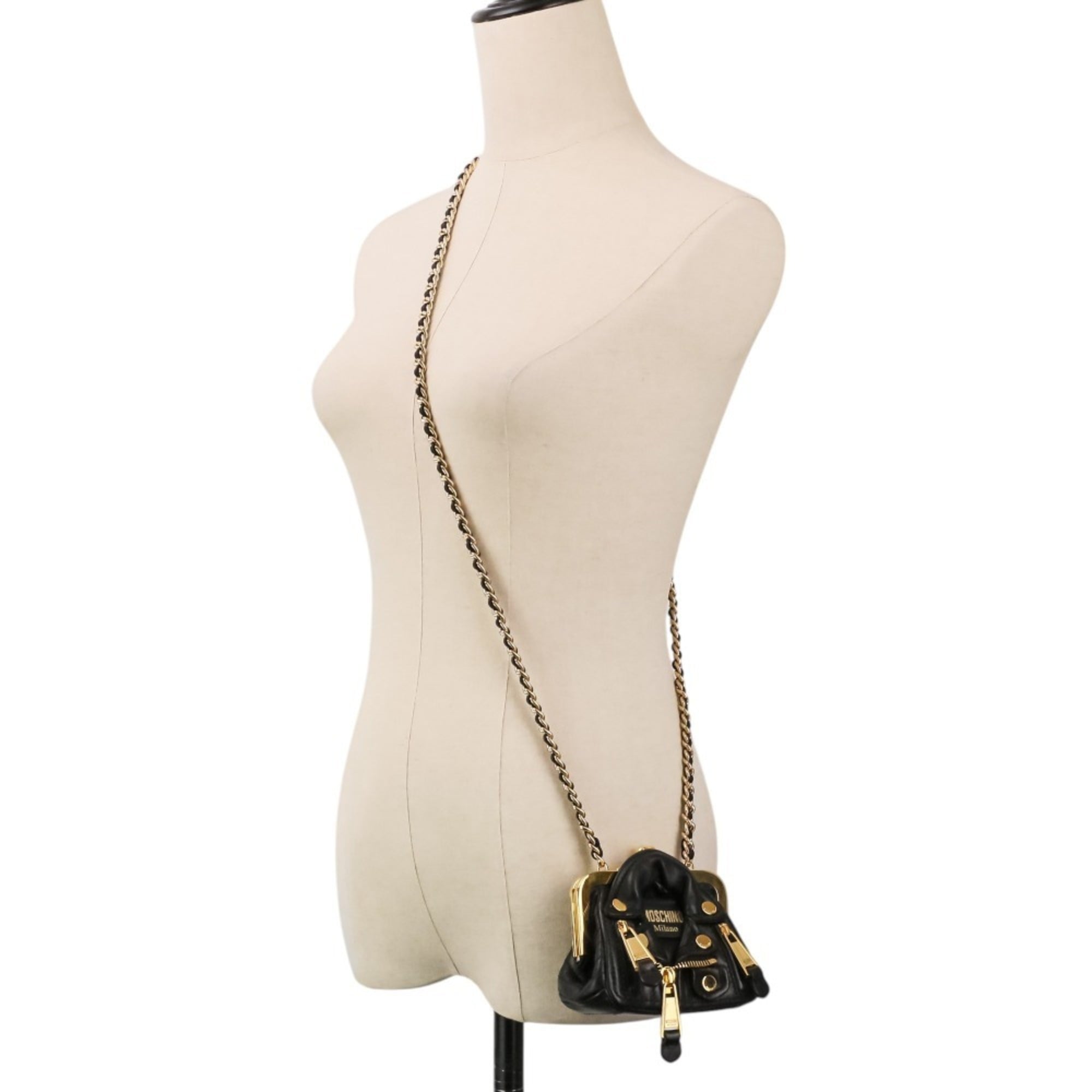 Moschino Black Leather Shoulder Bag (Pre-Owned)