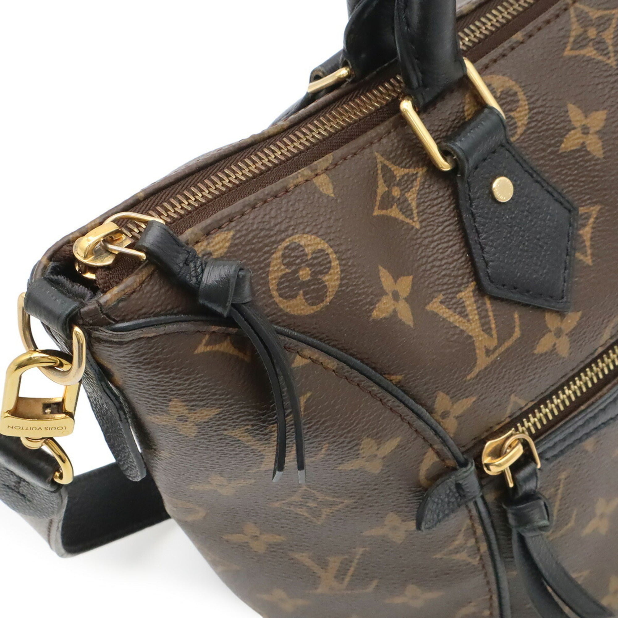 Louis Vuitton Noir Monogram Canvas Handbag Shoulder Bag (Pre-Owned)