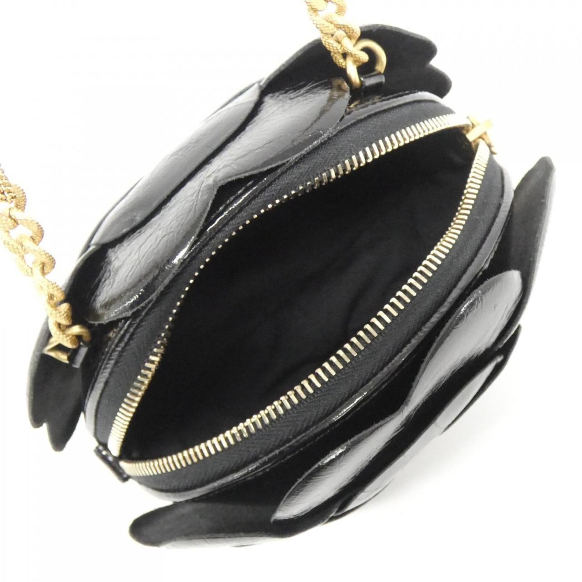Chanel Black Leather Shoulder Bag (Pre-Owned)