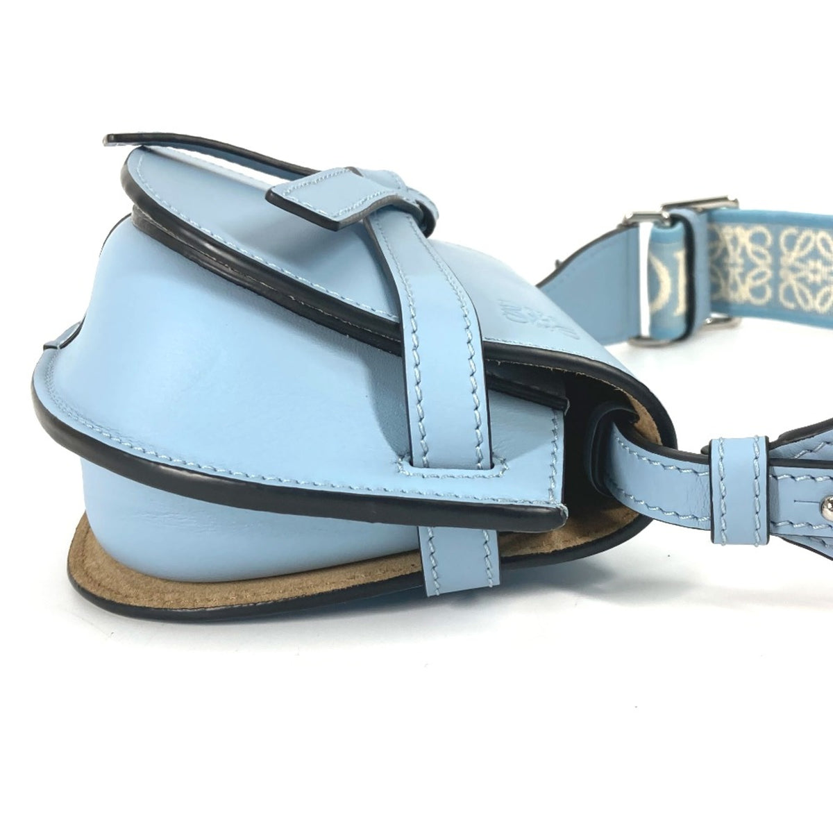 Loewe Blue Leather Shoulder Bag (Pre-Owned)