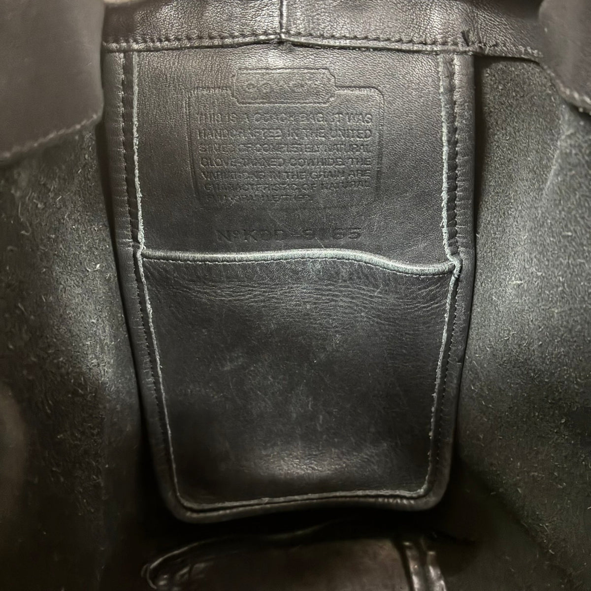 Coach Black Leather Shoulder Bag (Pre-Owned)