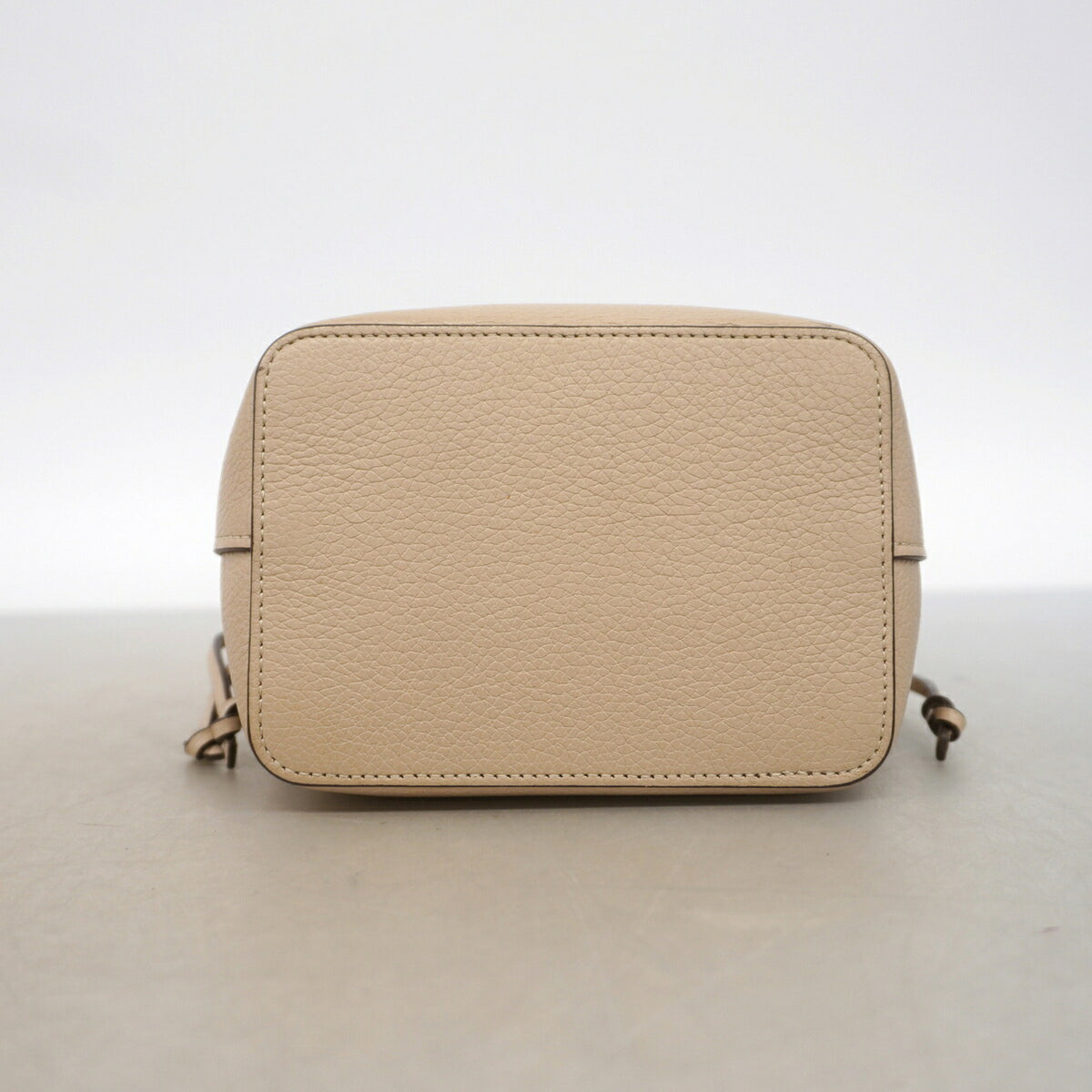 Louis Vuitton Beige Shoulder Bag (Pre-Owned)