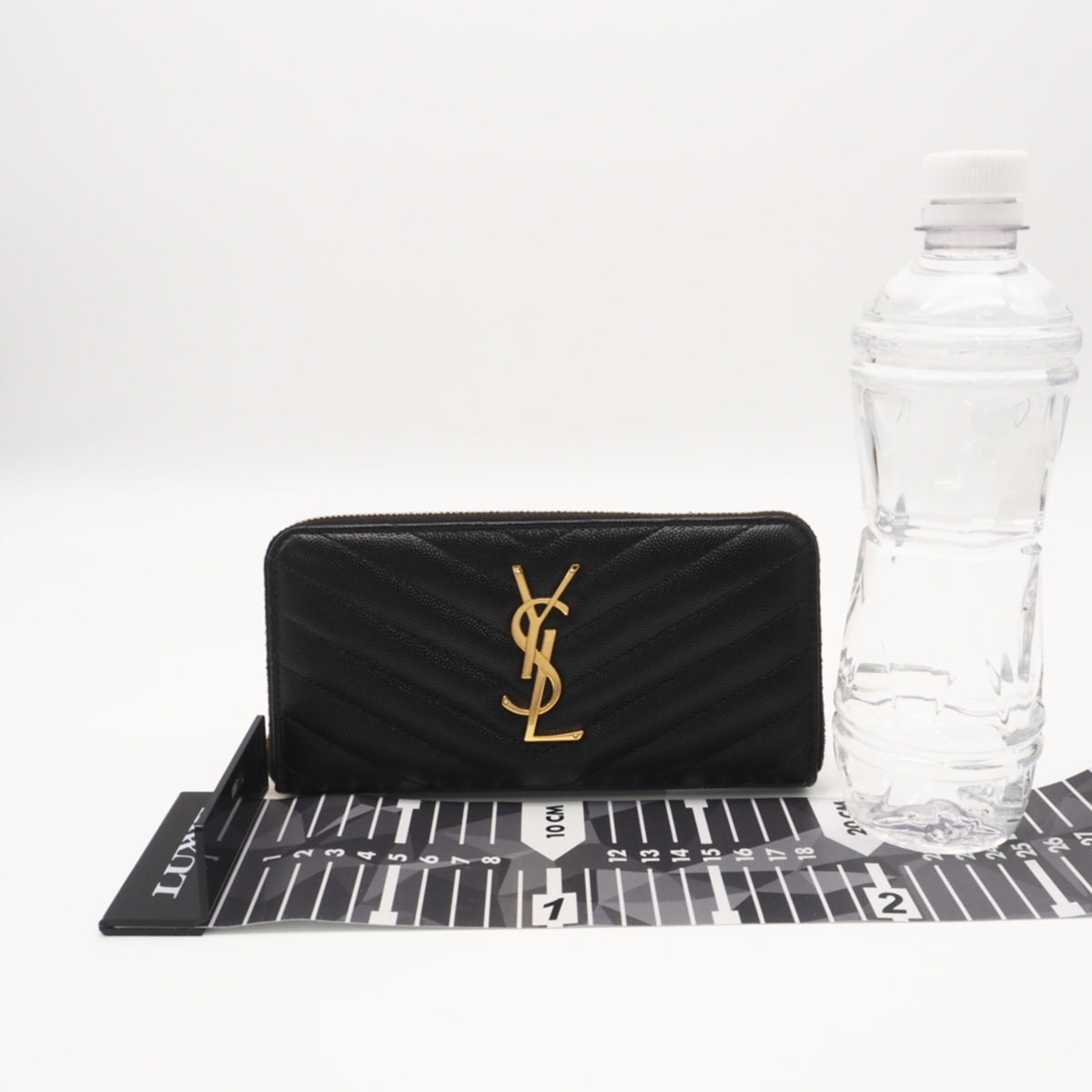 Saint Laurent Black Long Wallet (Bi-Fold) (Pre-Owned)