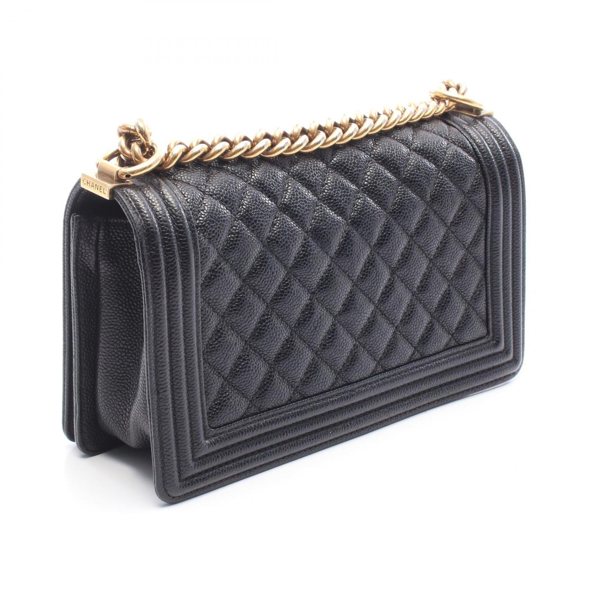 Chanel Boy Chanel Black Grained Calfskin Handbag Shoulder Bag (Pre-Owned)