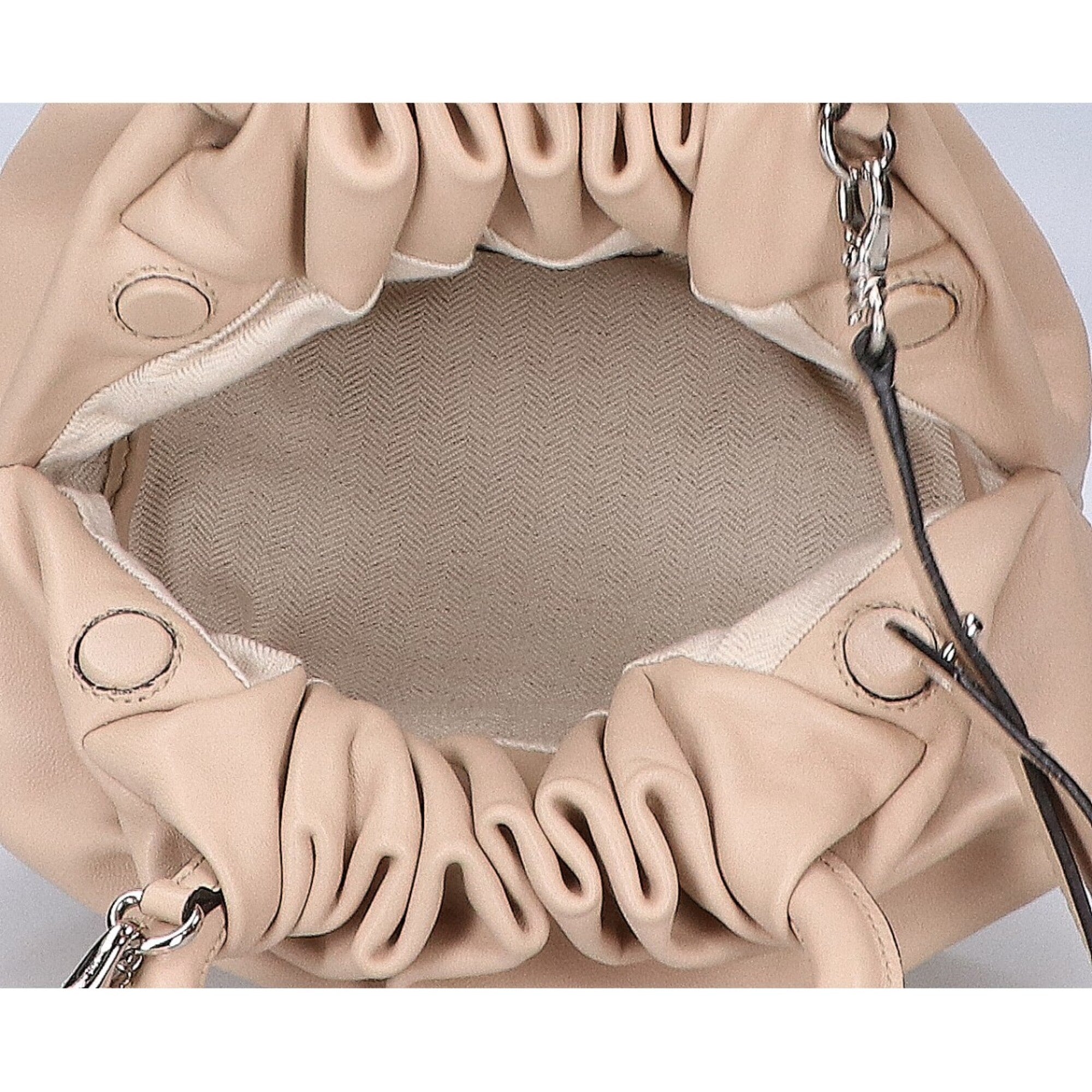 Loewe Beige Leather Handbag (Pre-Owned)