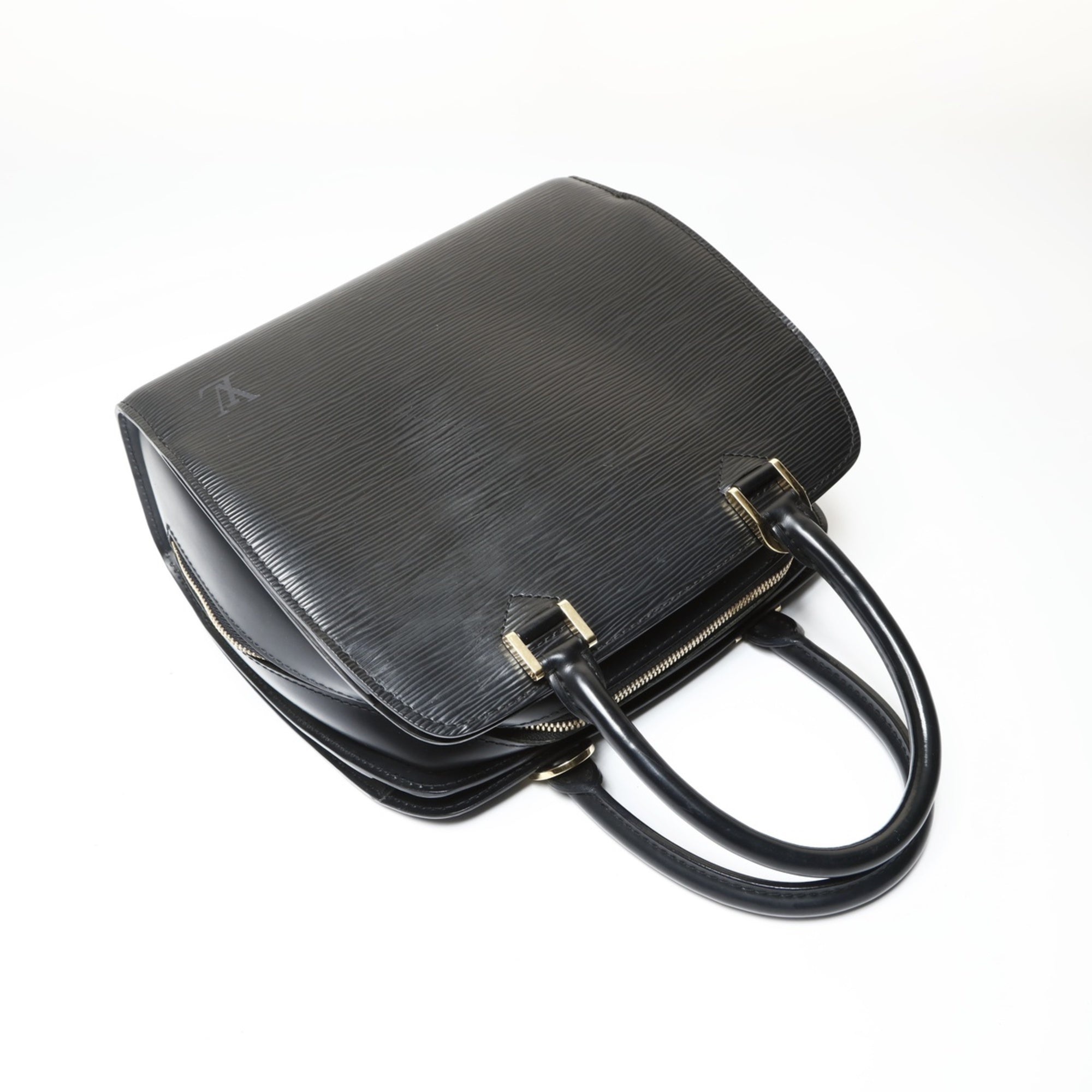 Louis Vuitton Black Handbag (Pre-Owned)