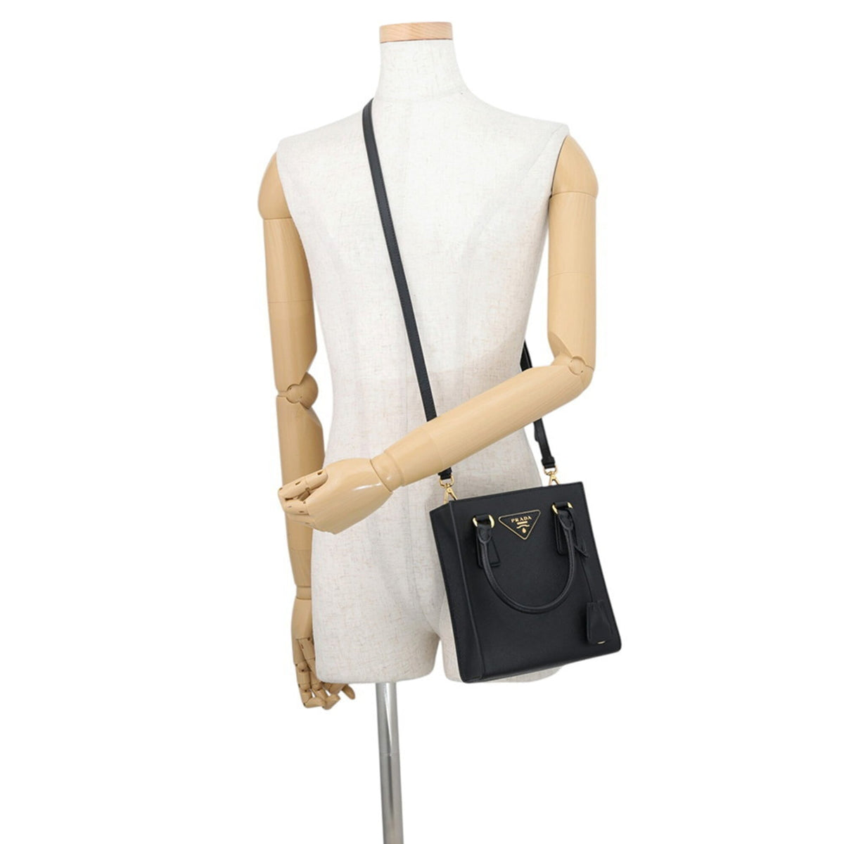 Prada Black Saffiano Handbag (Pre-Owned)