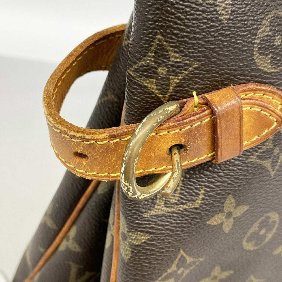 Louis Vuitton Brown Tote Bag (Pre-Owned)