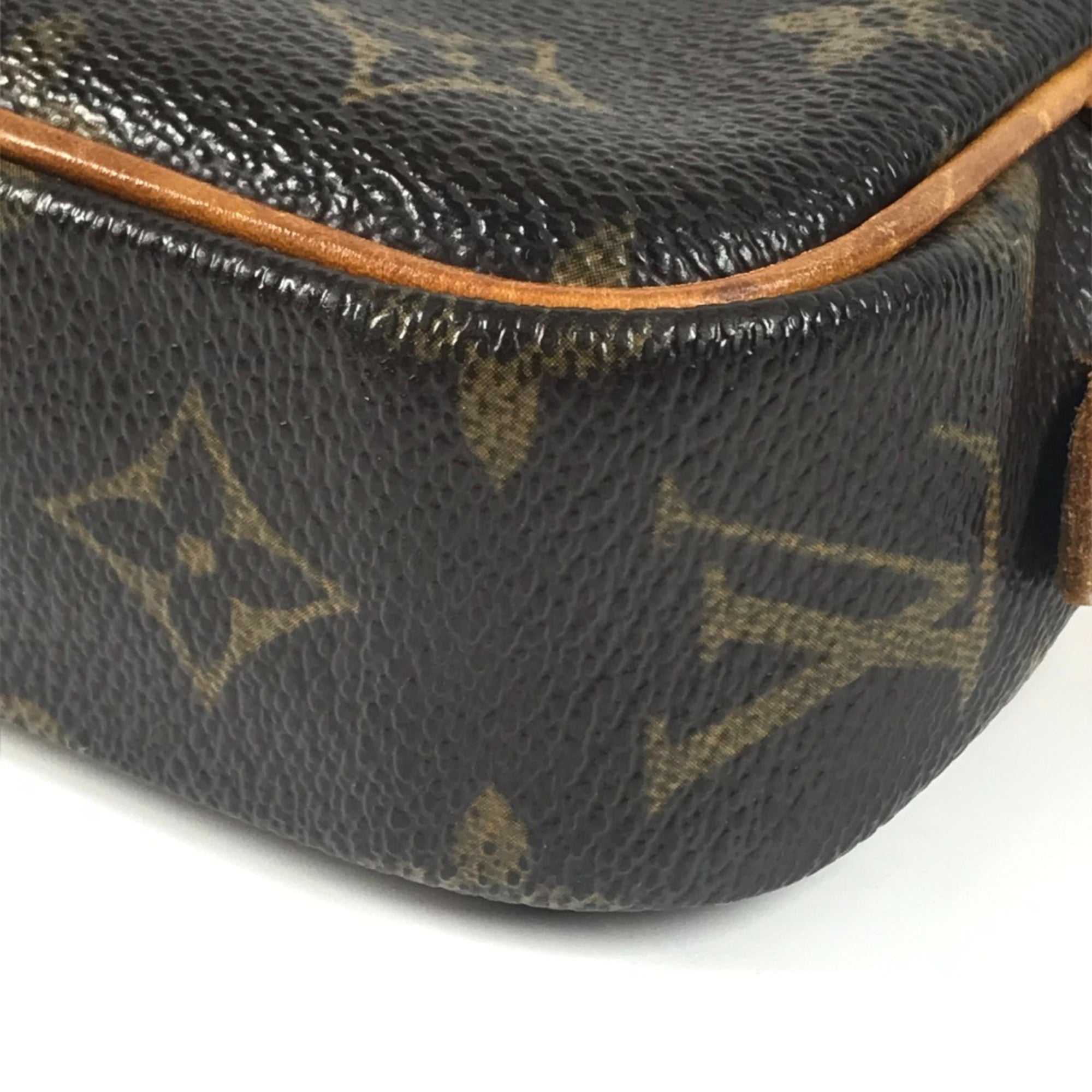 Louis Vuitton Brown Monogram Canvas Pochette Shoulder Bag (Pre-Owned)