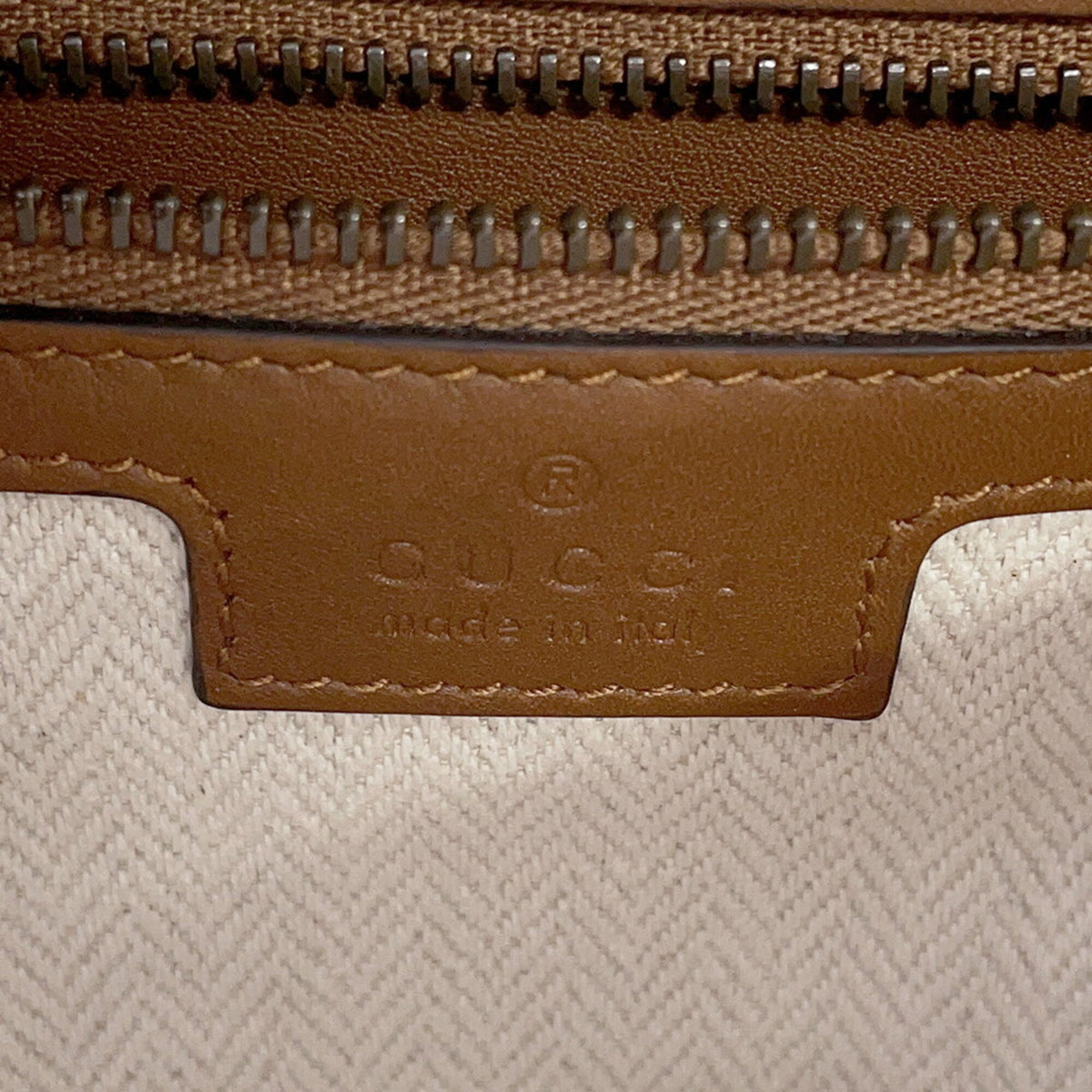 Gucci Beige Brown Leather Pvc Sling Bag (Pre-Owned)