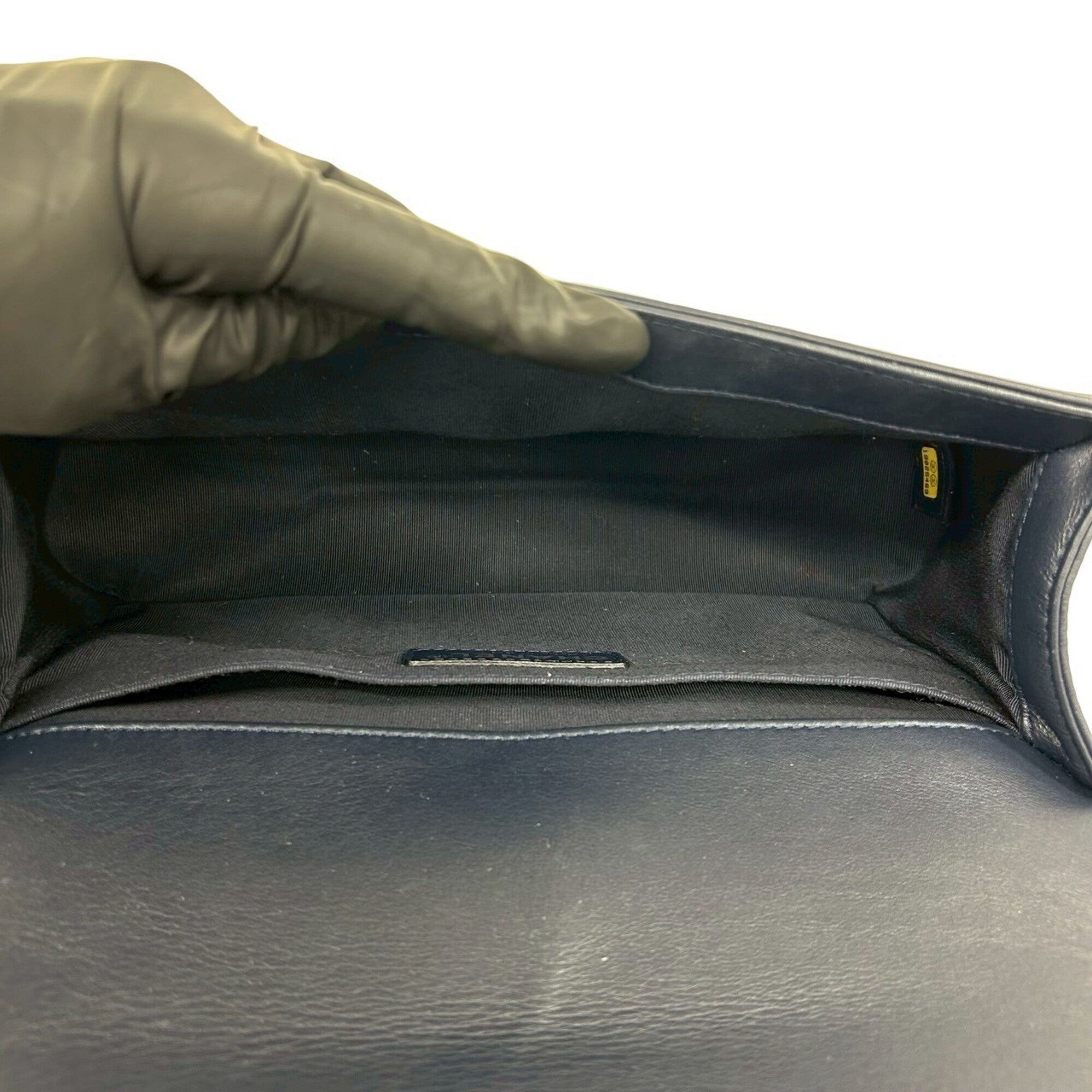Chanel Navy Leather Shoulder Bag (Pre-Owned)