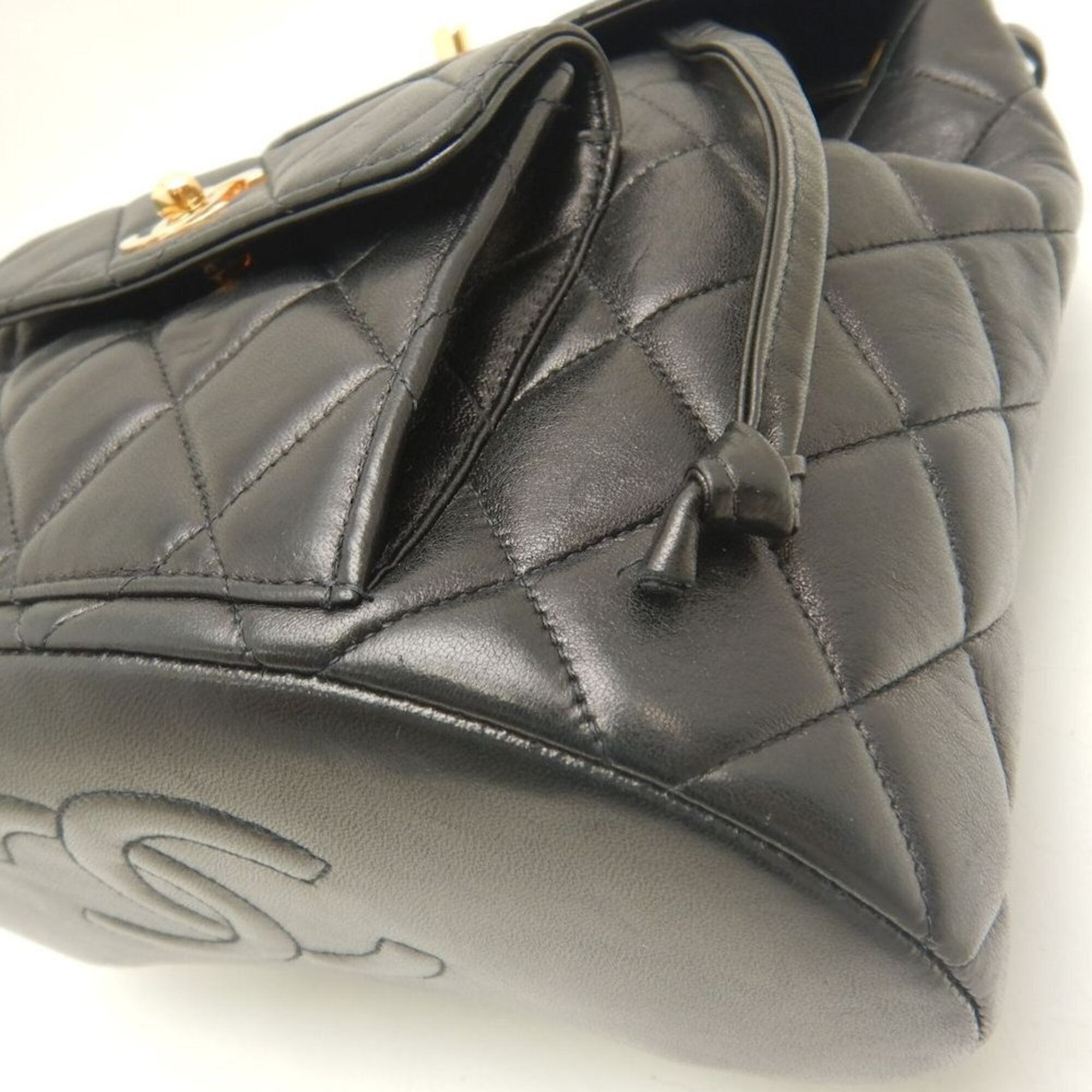 Chanel Matelasse Black Leather Backpack (Pre-Owned)