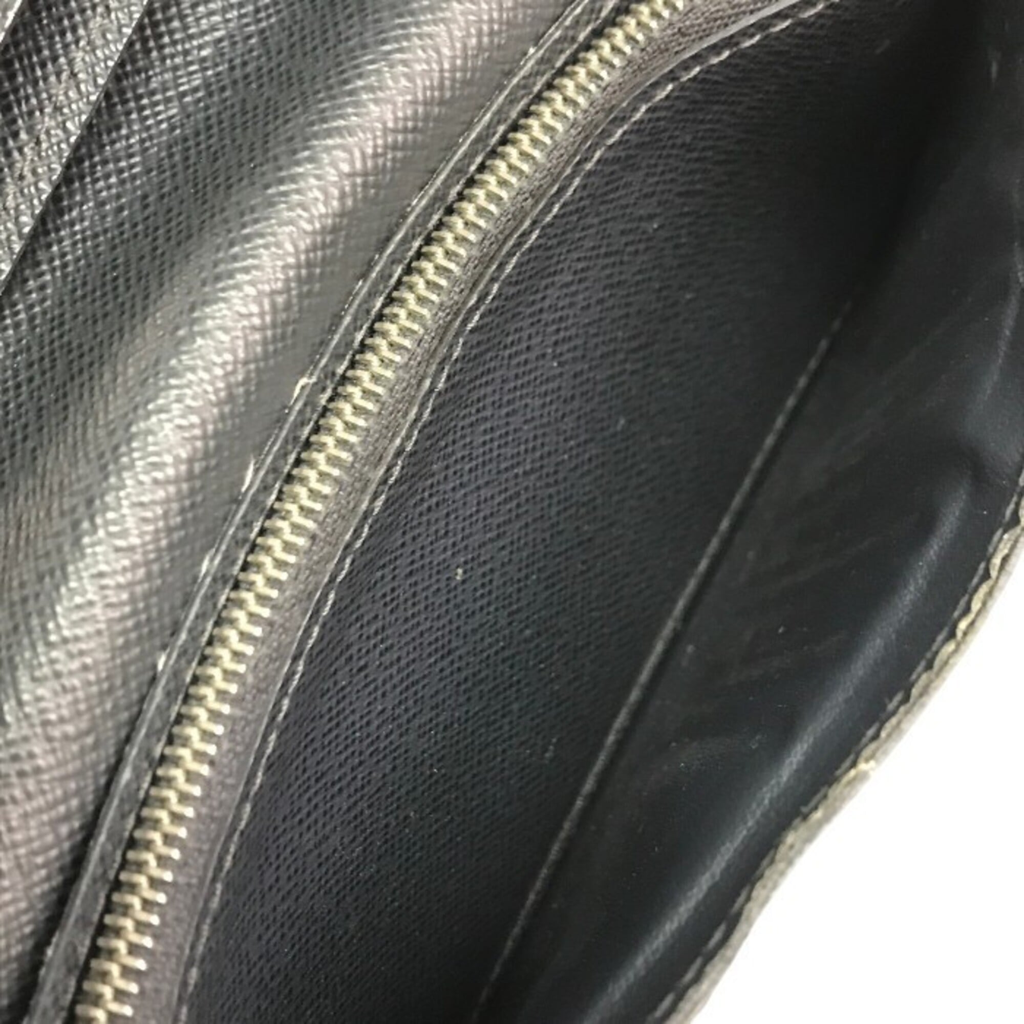Louis Vuitton Epi Noir Long Wallet (Bi-Fold) (Pre-Owned)