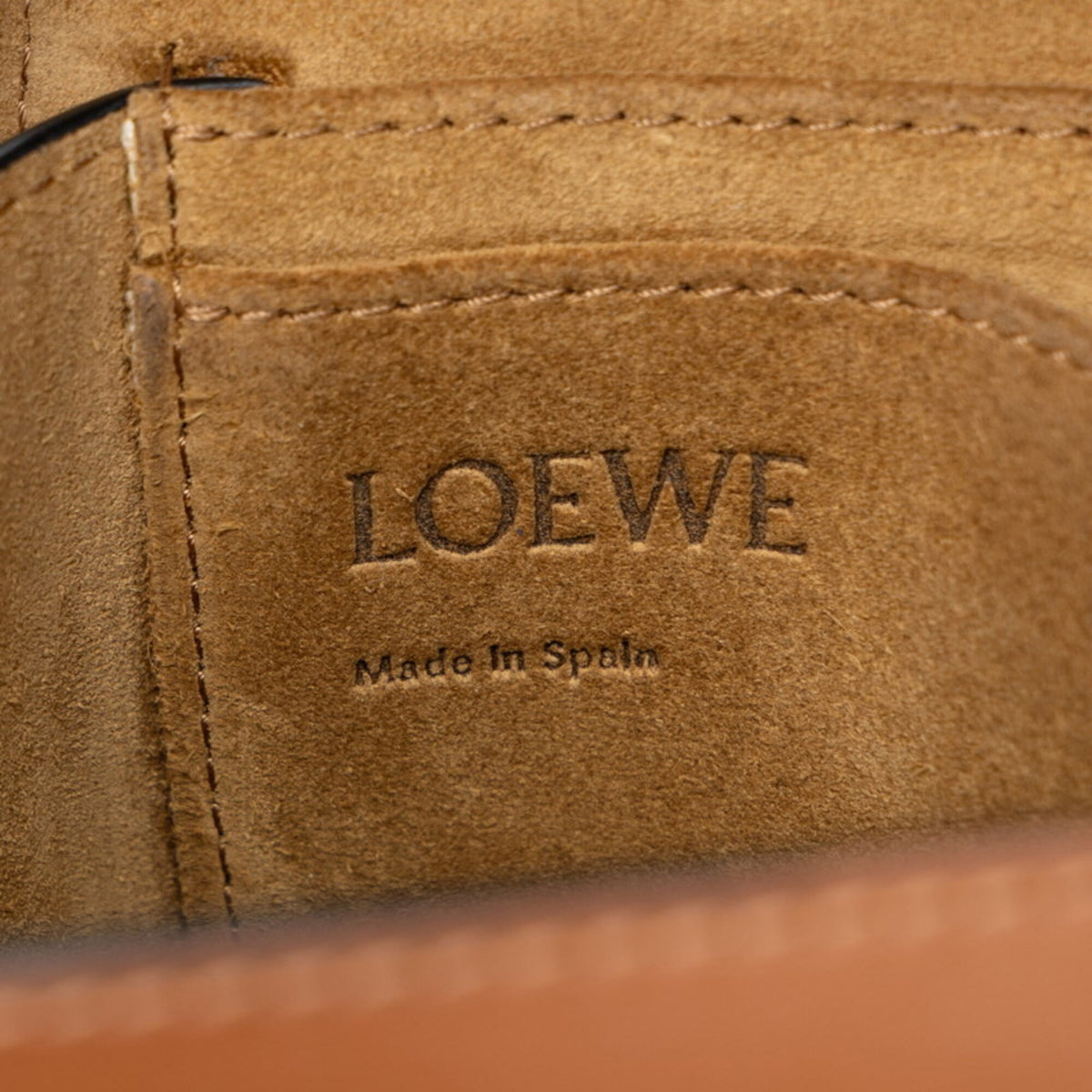 Loewe Beige Brown Leather Shoulder Bag (Pre-Owned)