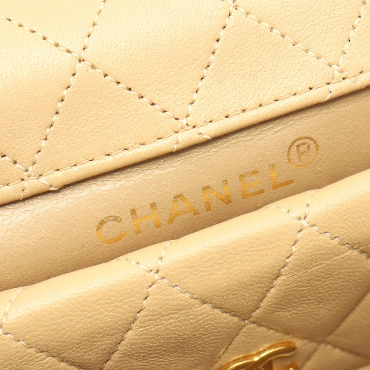 Chanel Matelasse Beige Leather Handbag Shoulder Bag (Pre-Owned)