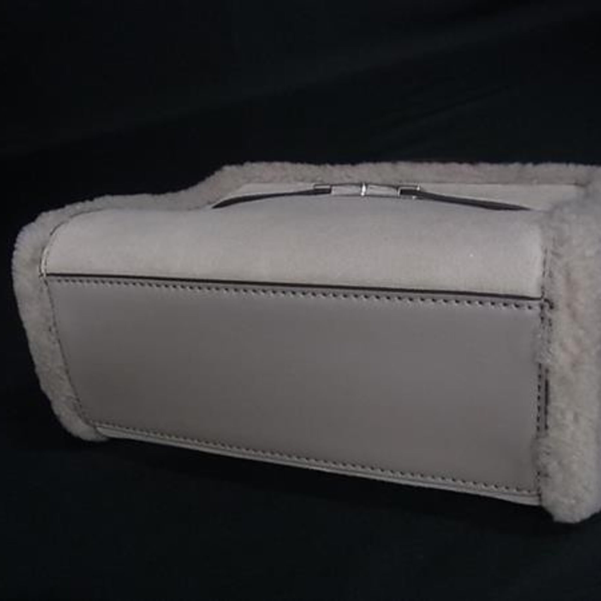 Tory Burch Grayish Suede Handbag Shoulder Bag (Pre-Owned)