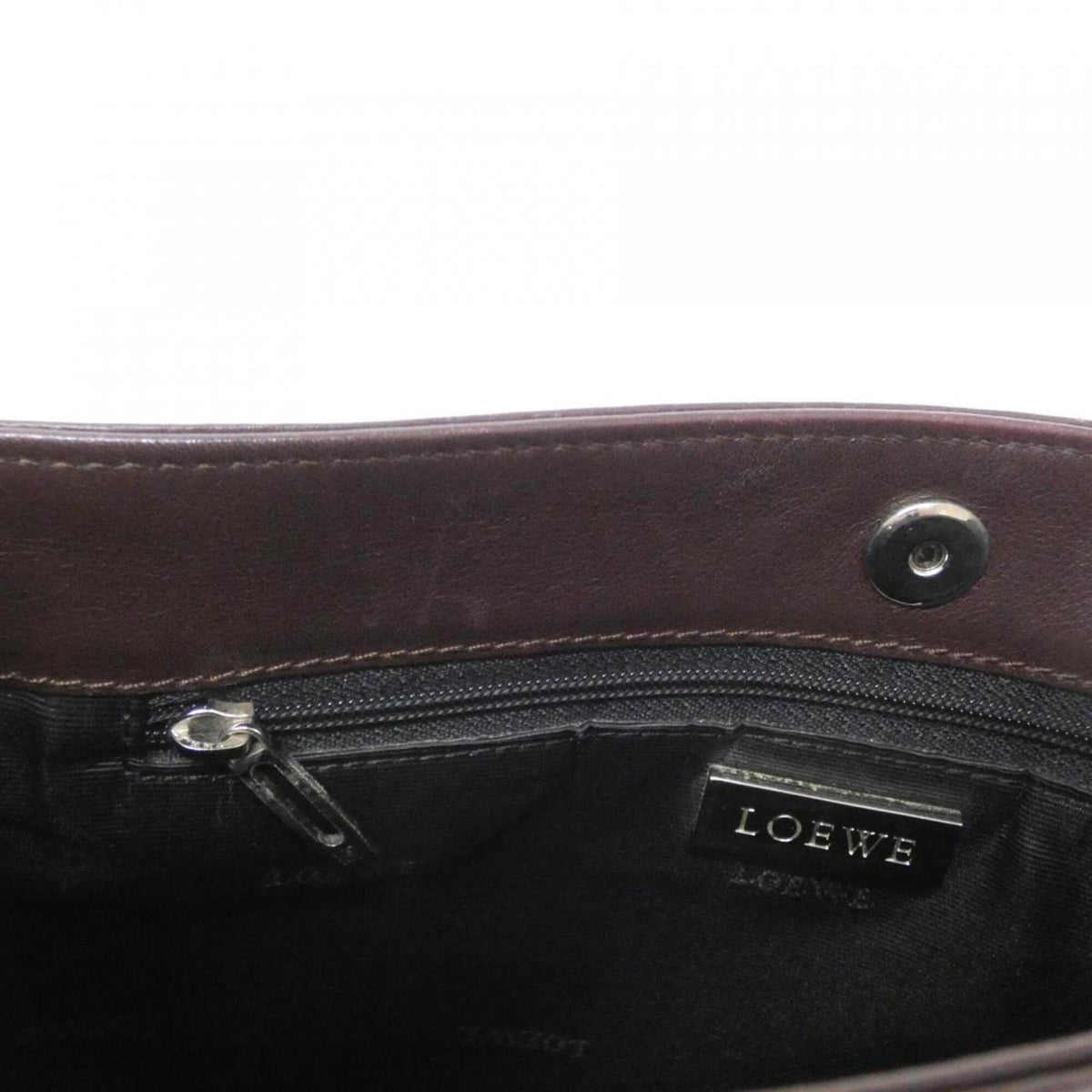 Loewe Brown Shoulder Bag (Pre-Owned)