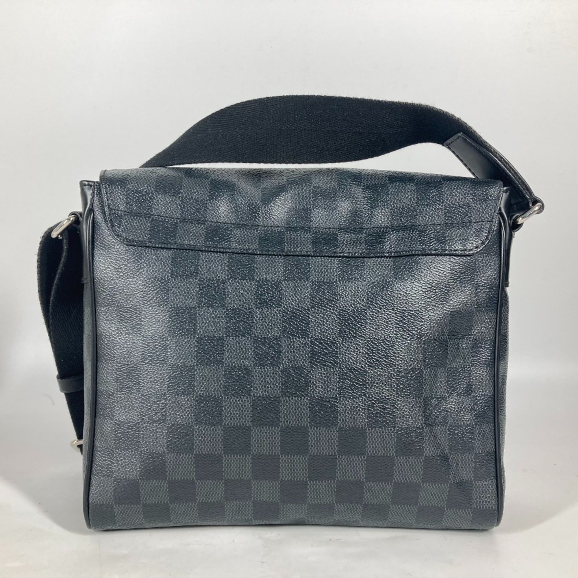 Louis Vuitton Black Damier Graphite Shoulder Bag (Pre-Owned)