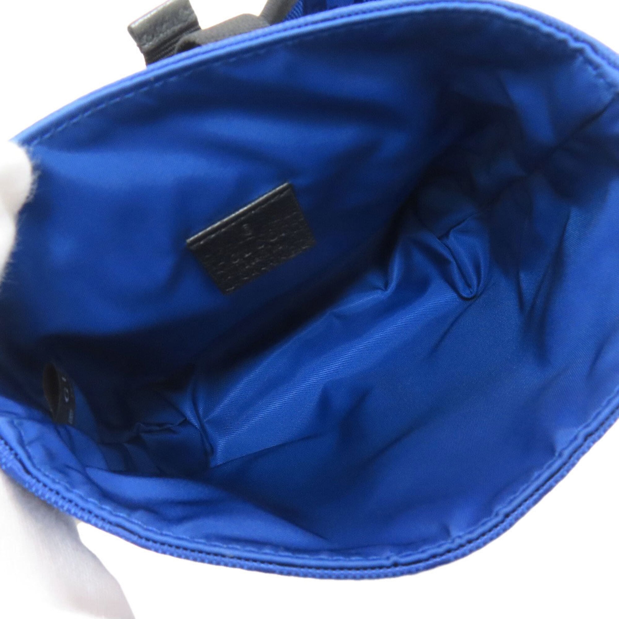 Gucci Blue Nylon Shoulder Bag (Pre-Owned)