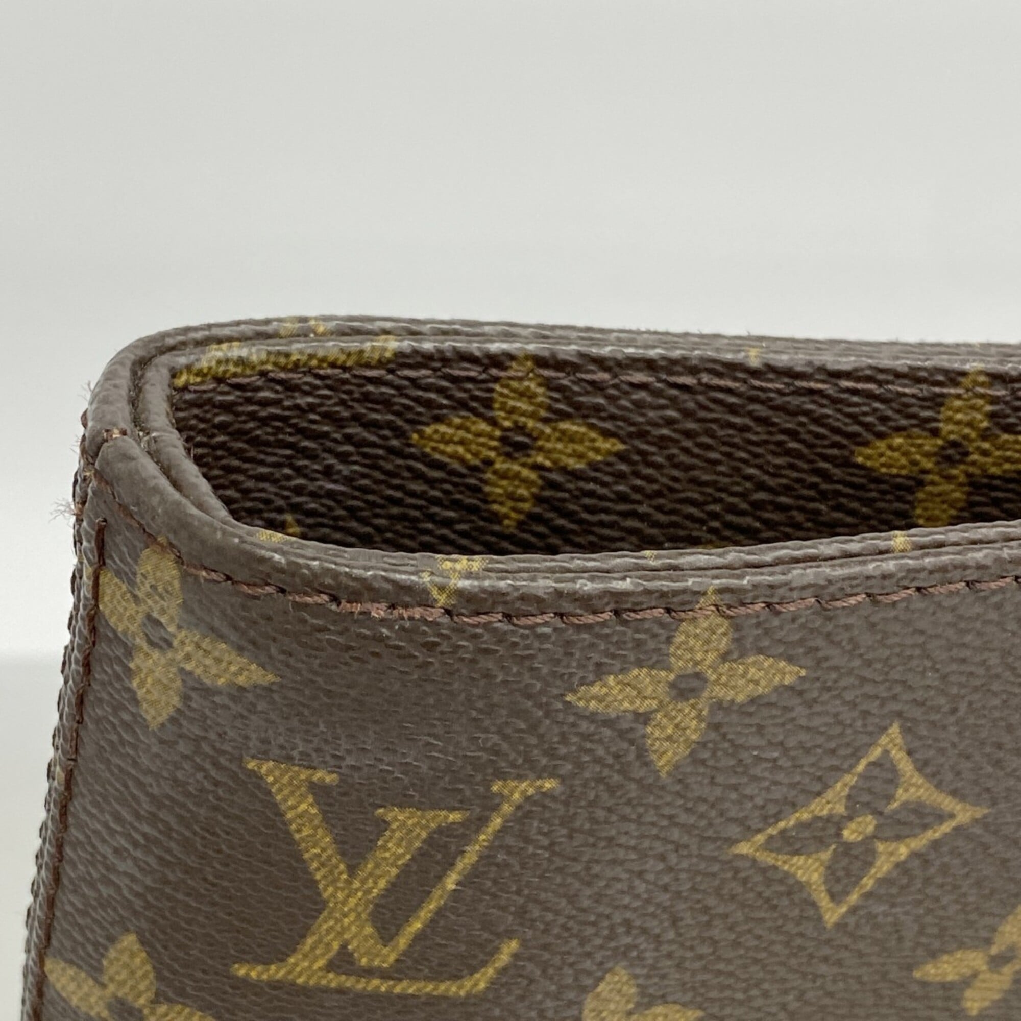 Louis Vuitton Brown Tote Bag (Pre-Owned)