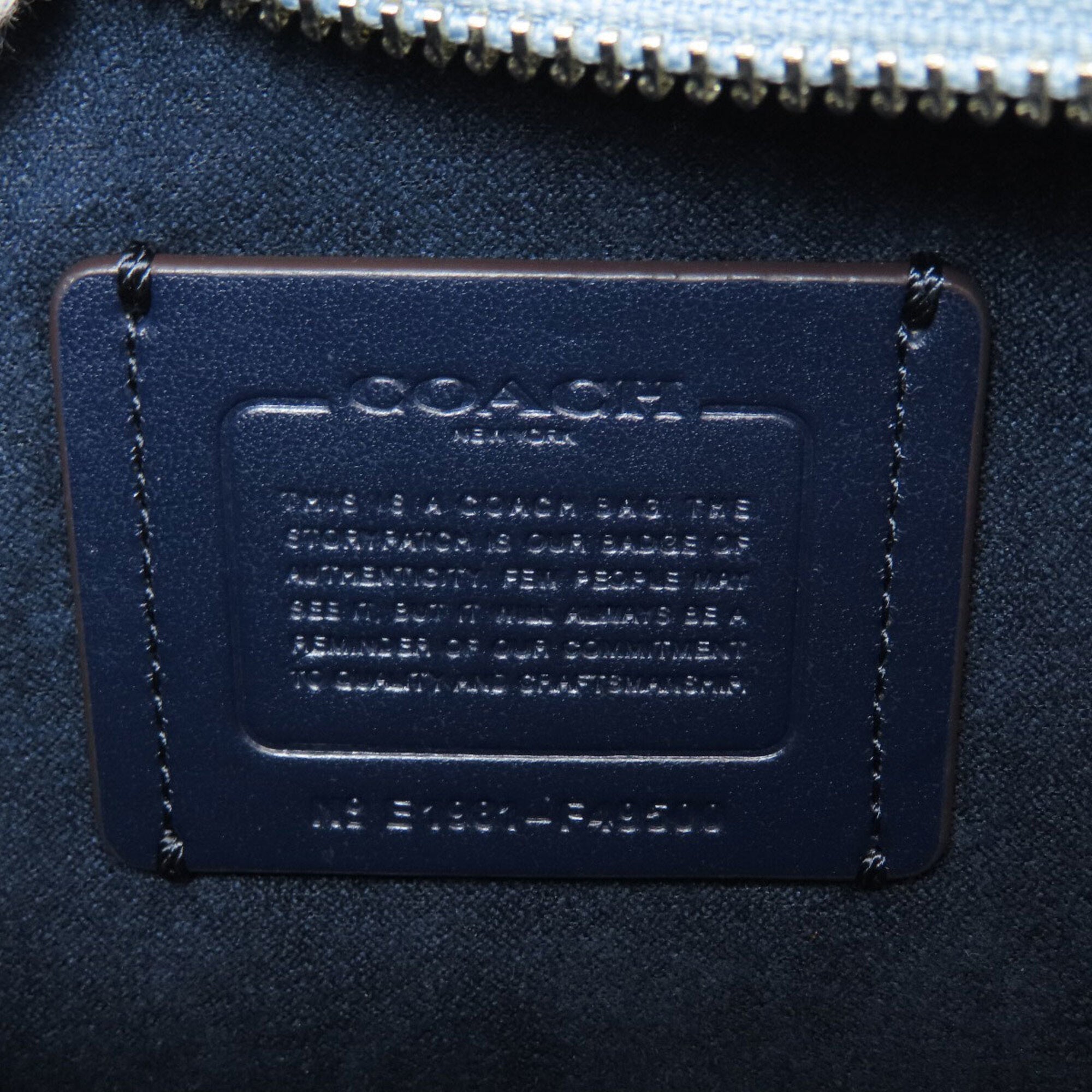 Coach Blue Leather Handbag (Pre-Owned)