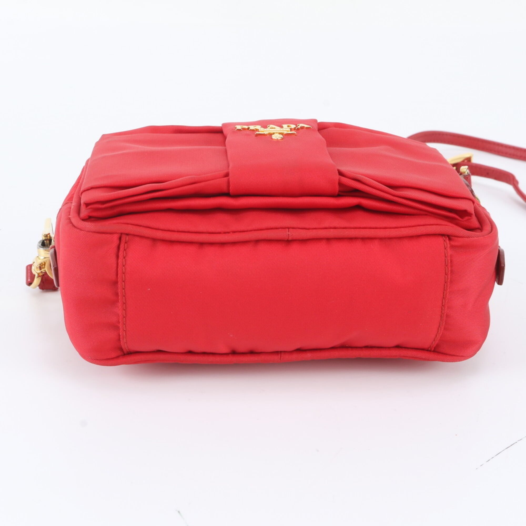 Prada Red Color Nylon Leather Shoulder Bag (Pre-Owned)