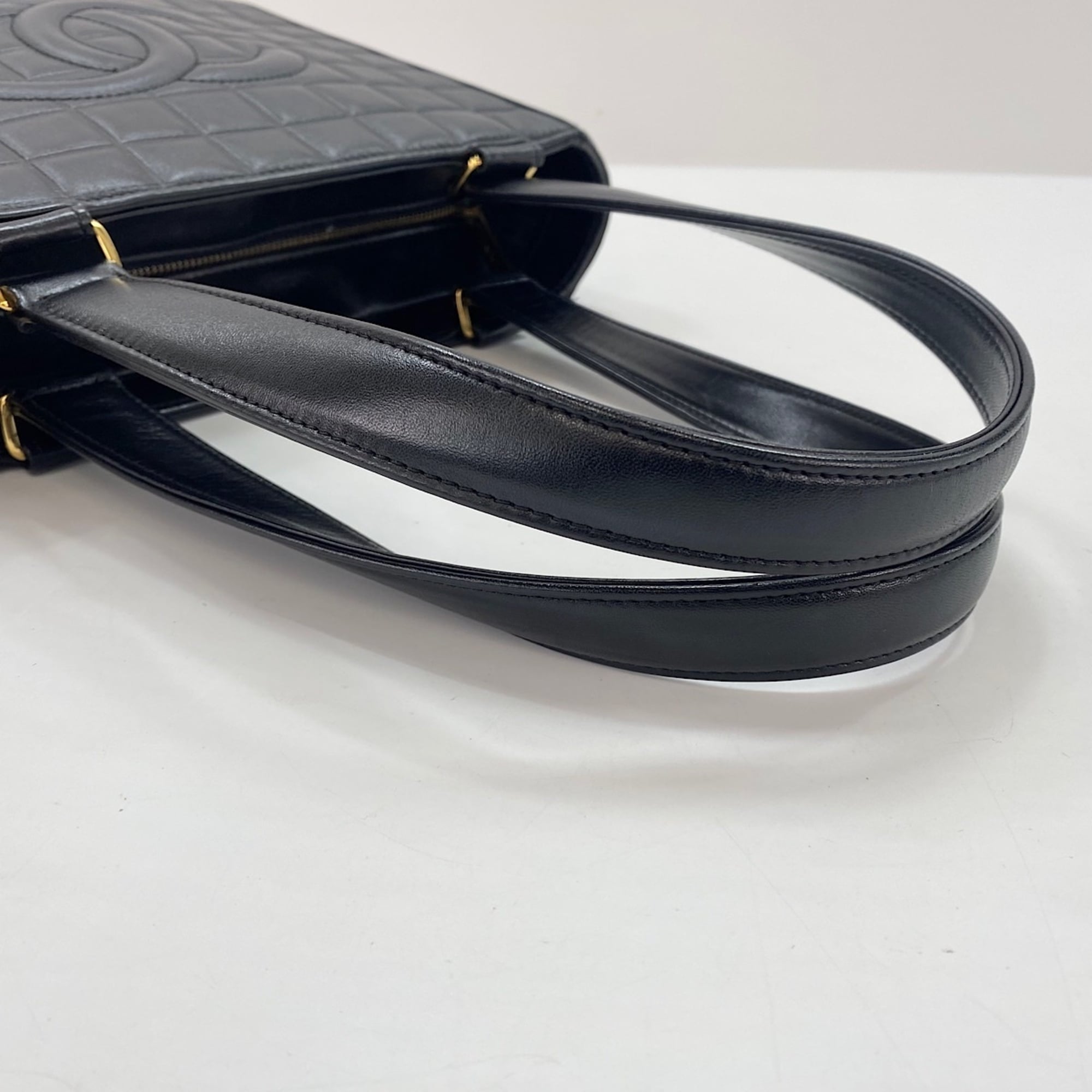 Chanel Black Tote Bag (Pre-Owned)