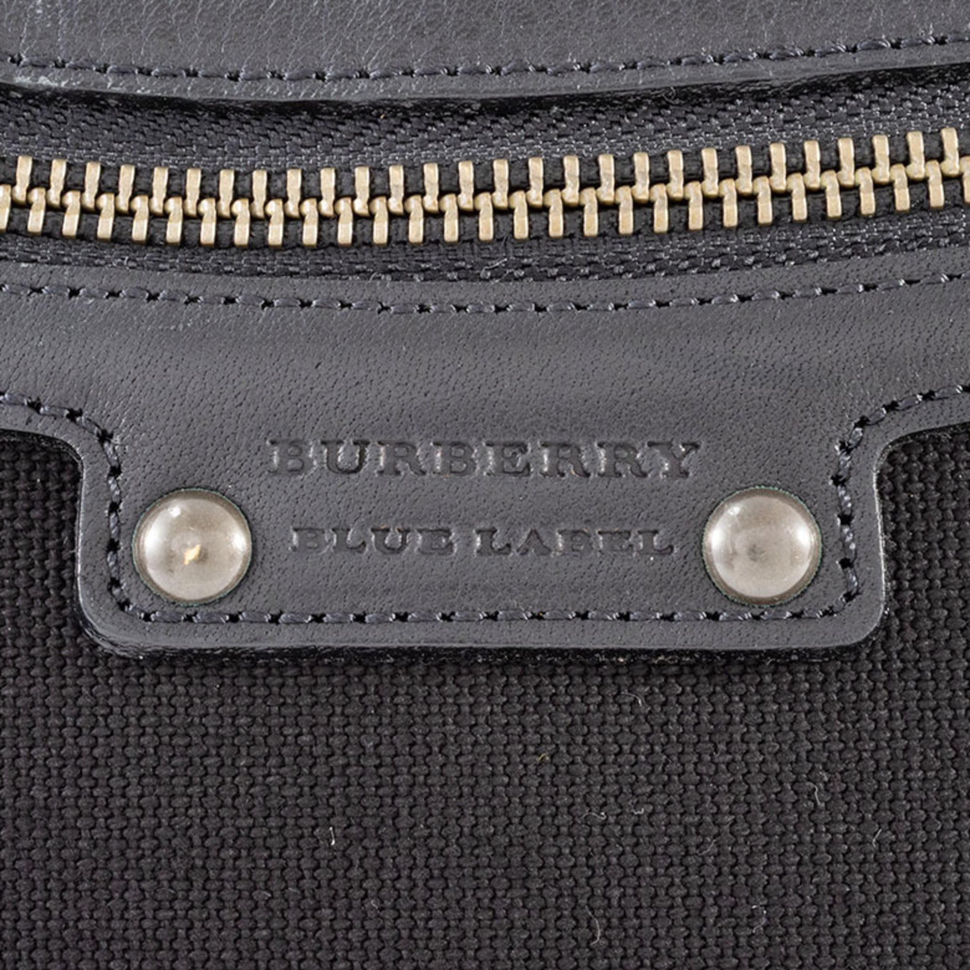 Burberry Black Canvas Leather Shoulder Bag (Pre-Owned)