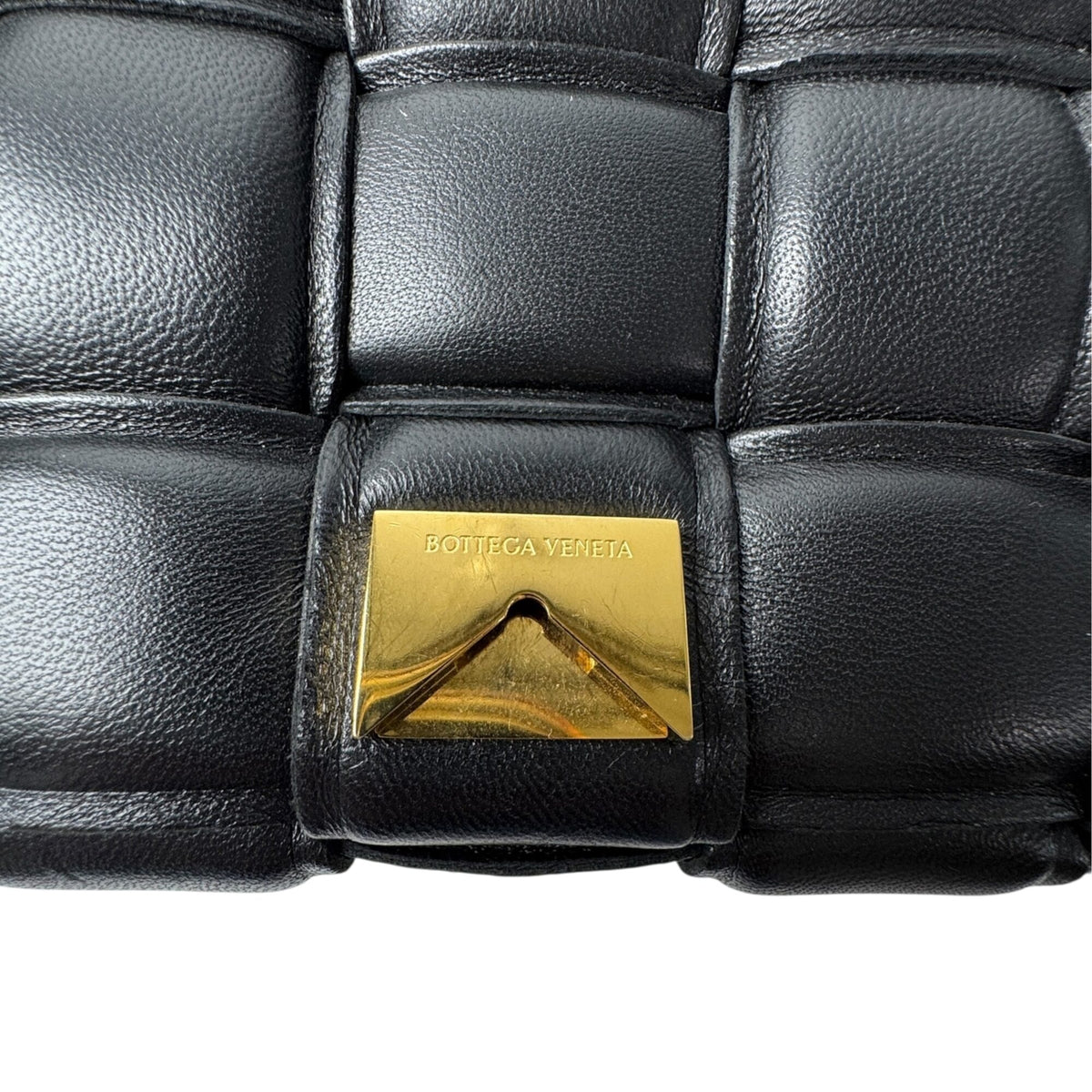 Bottega Veneta Black Leather Shoulder Bag (Pre-Owned)