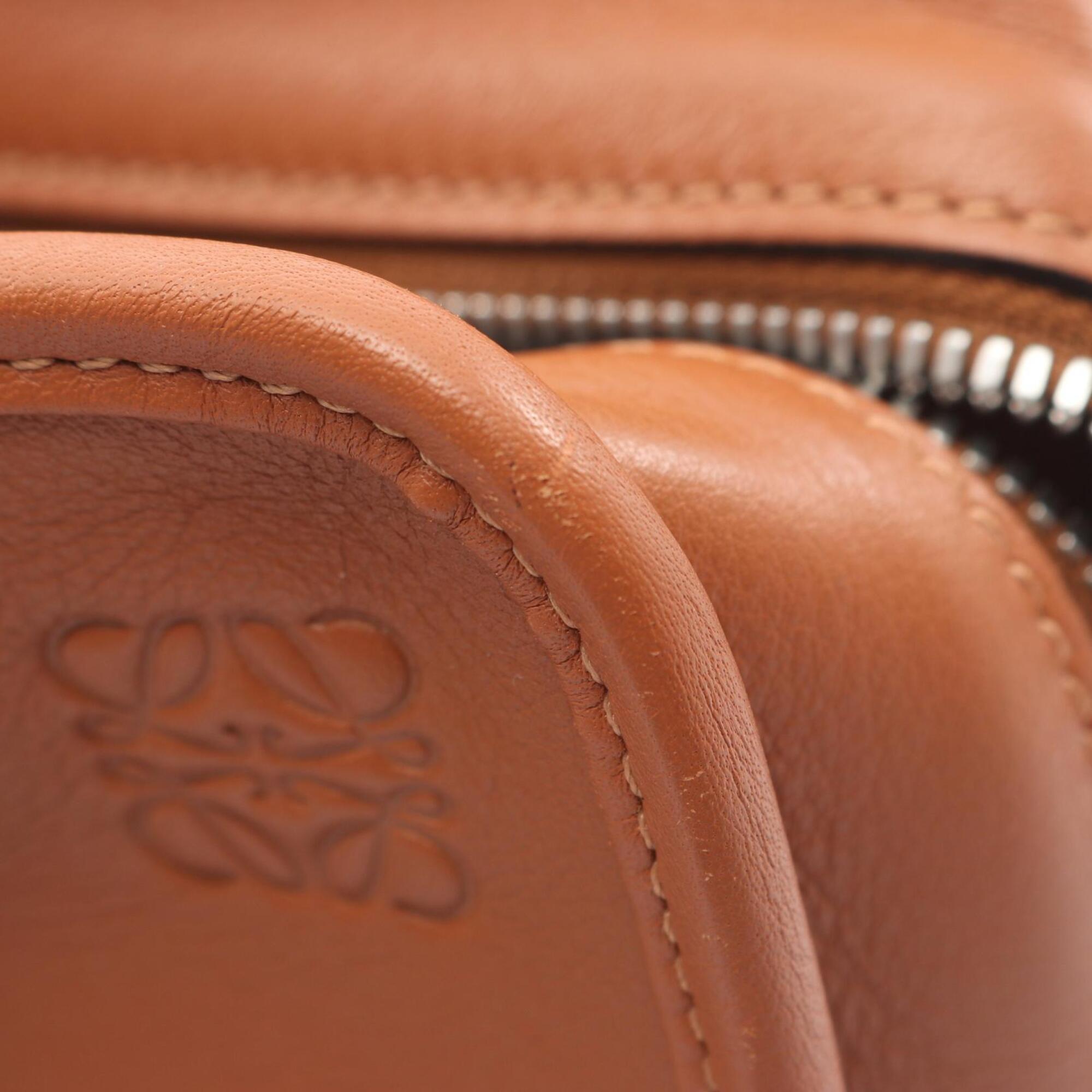 Loewe Brown Leather Handbag (Pre-Owned)