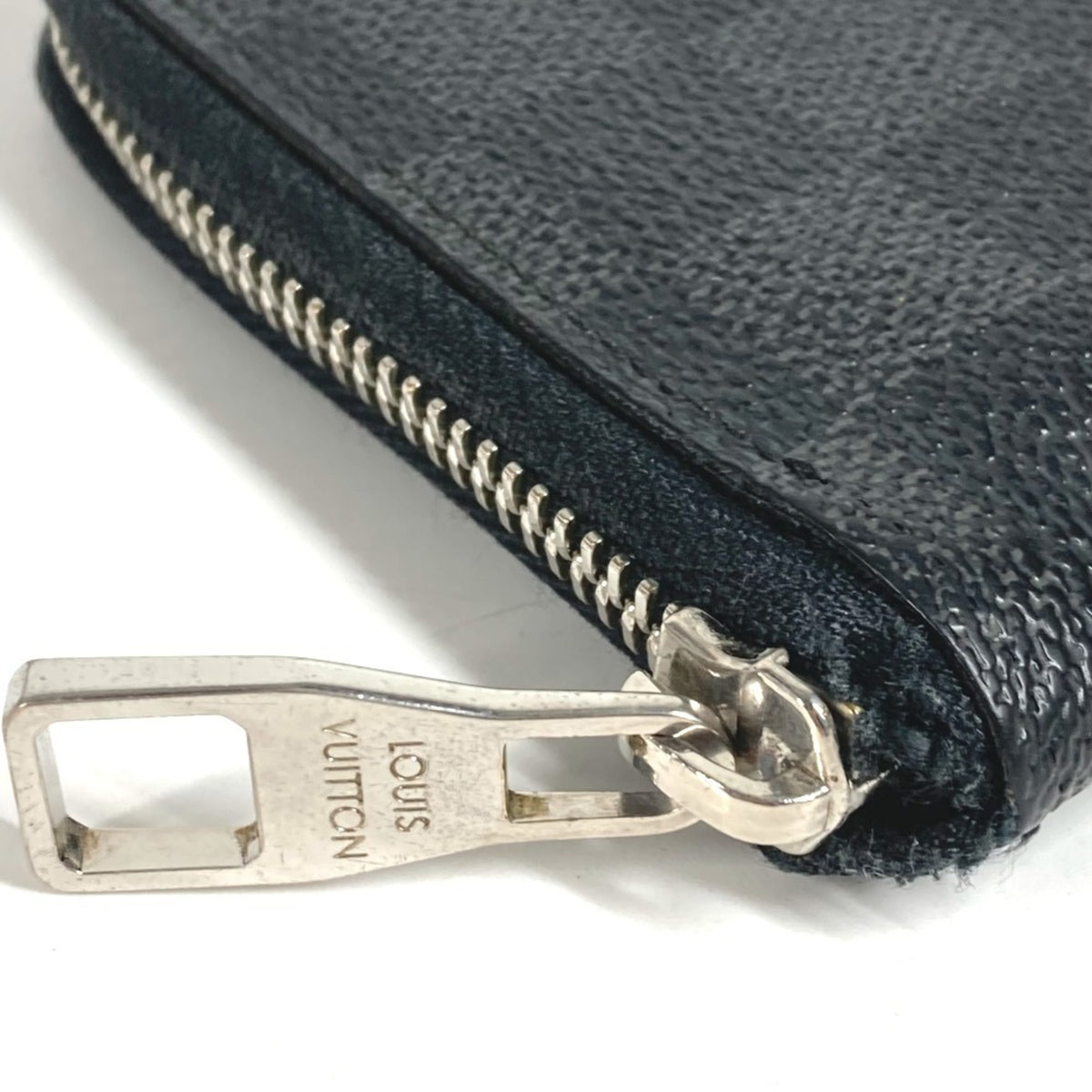 Louis Vuitton Damier Graphite Black Damier Graphite Long Wallet (Bi-Fold) (Pre-Owned)