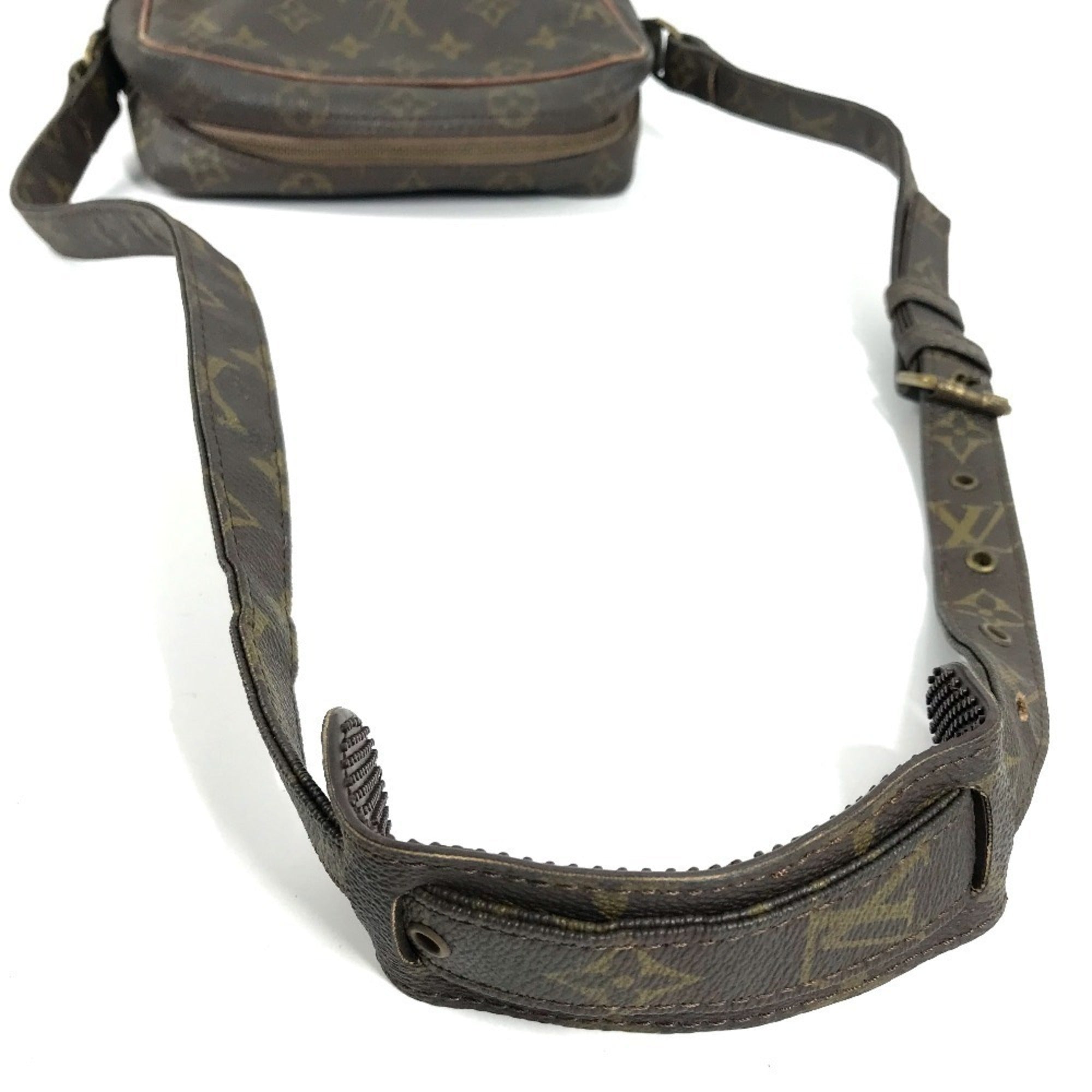Louis Vuitton Brown Monogram Monogram Pochette Shoulder Bag (Pre-Owned)