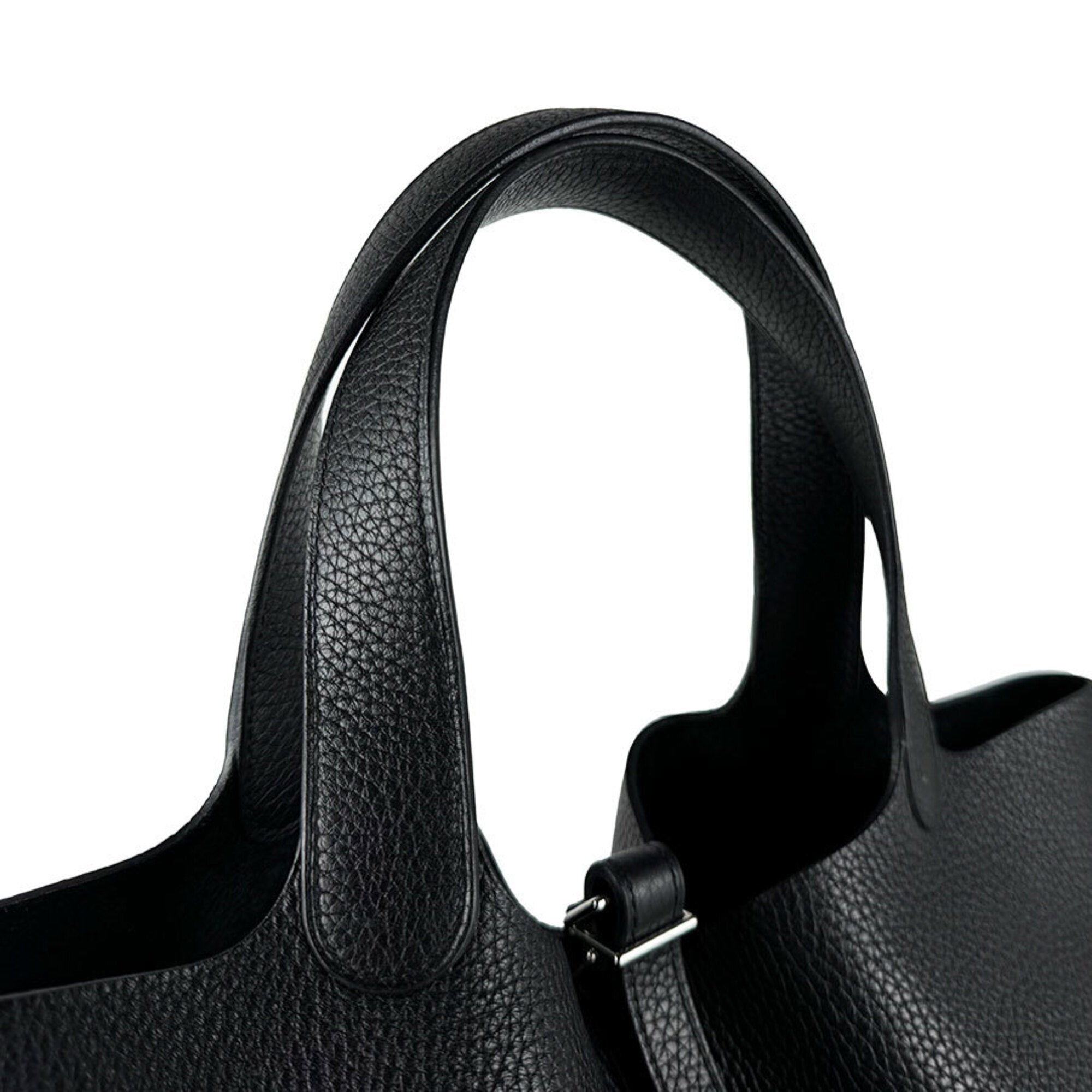Hermes Black Taurillon Clemence Leather Handbag (Pre-Owned)
