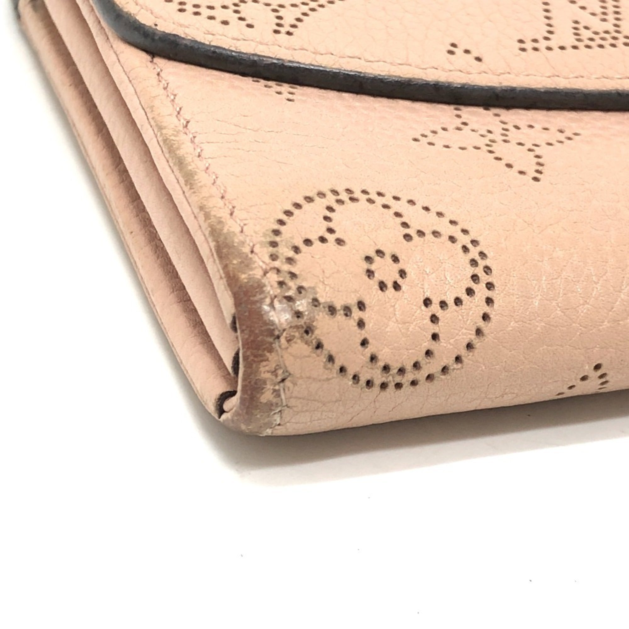 Louis Vuitton Magnolia Pink Mahina Leather Long Wallet (Bi-Fold) (Pre-Owned)