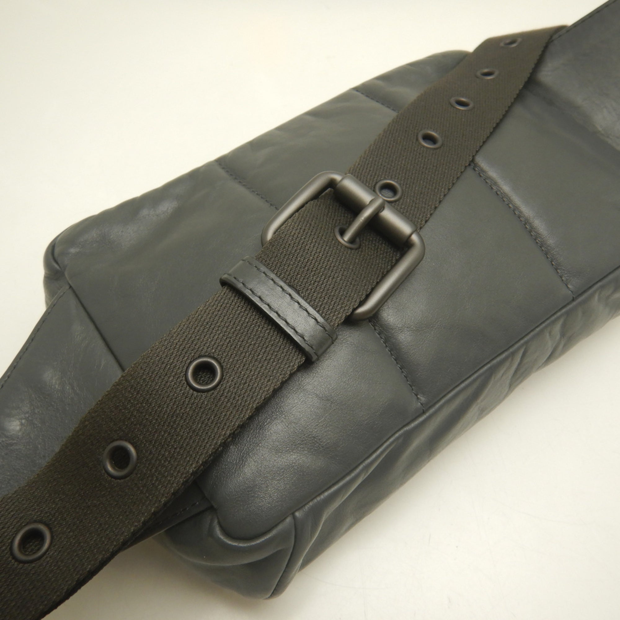 Bottega Veneta Intrecciato Dark Gray Intrecciato Fanny Pack (Pre-Owned)