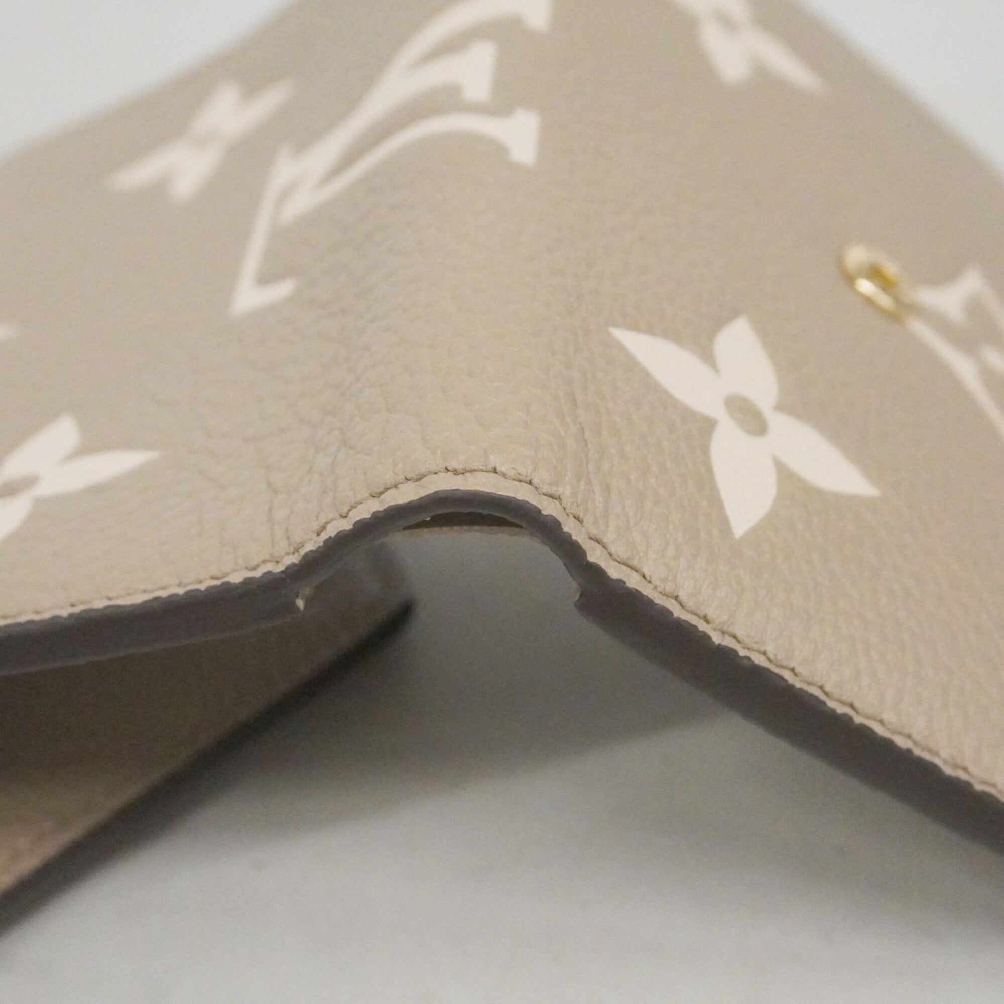 Louis Vuitton Cream Tourterelle Wallet (Tri-Fold) (Pre-Owned)