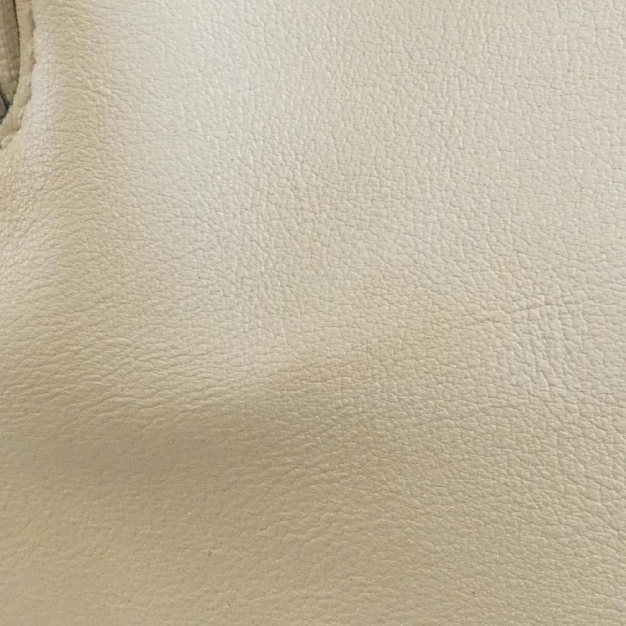 Loewe Hammock White Leather Shoulder Bag (Pre-Owned)
