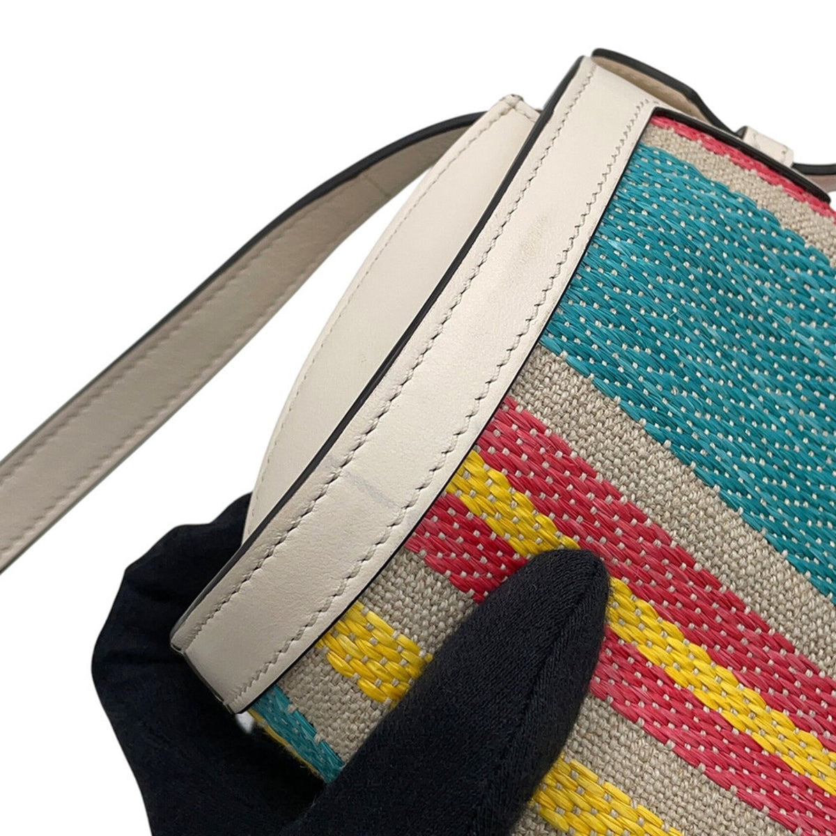Tod's Multi-Color White Leather Canvas Shoulder Bag (Pre-Owned)