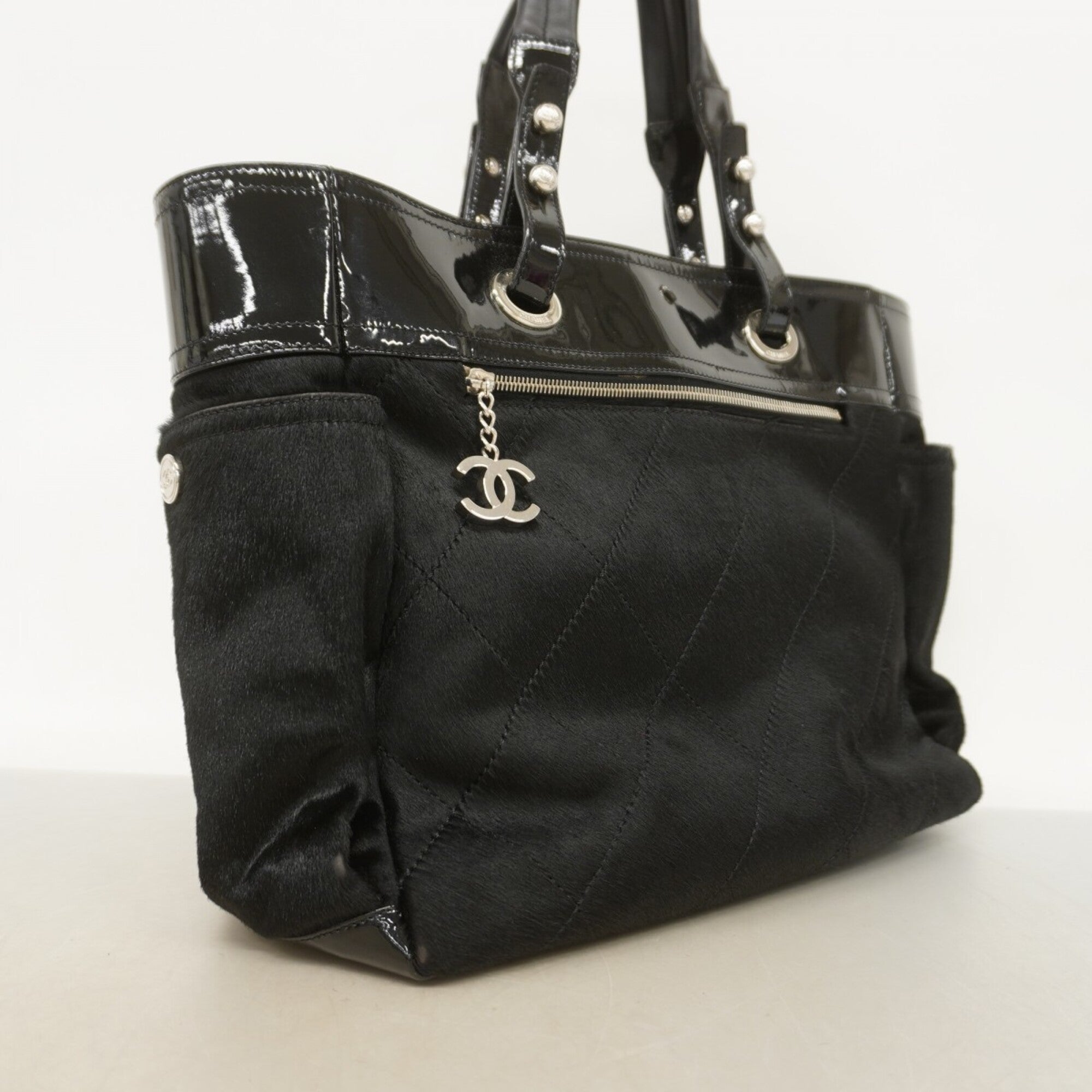 Chanel Black Tote Bag (Pre-Owned)