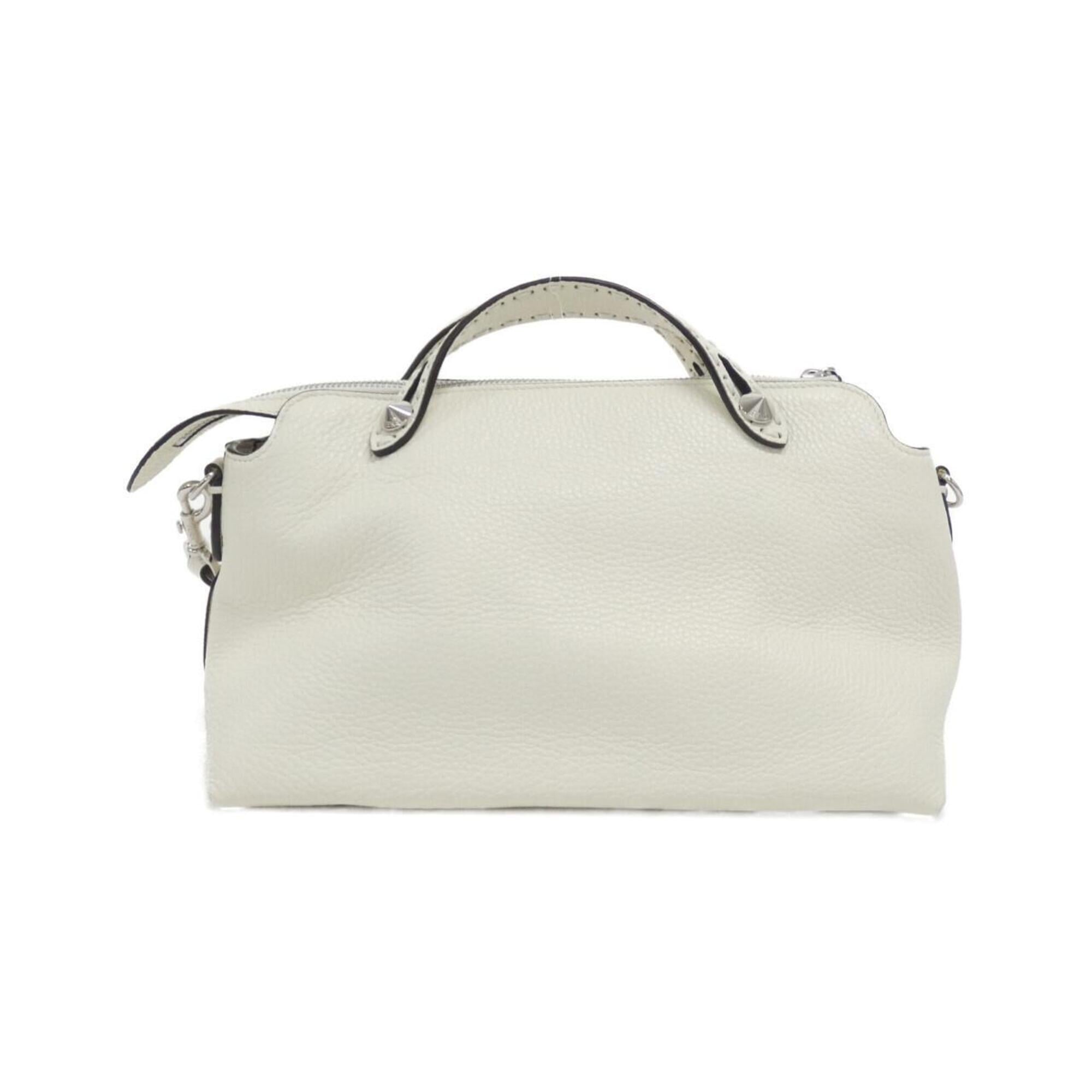 Fendi White Leather Handbag (Pre-Owned)