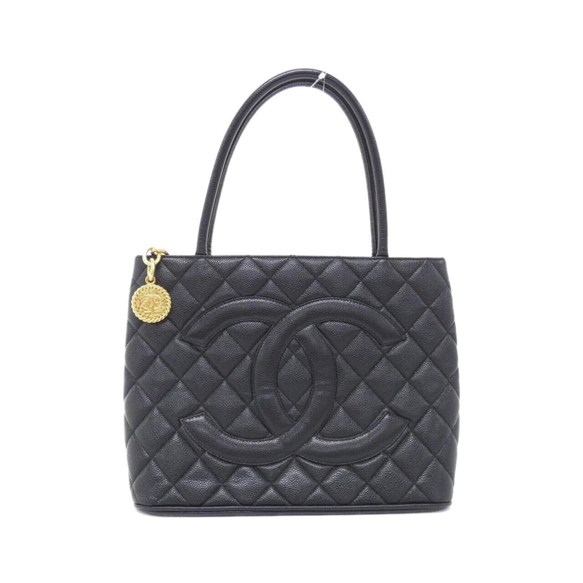 Chanel Black Grained Calfskin Handbag (Pre-Owned)