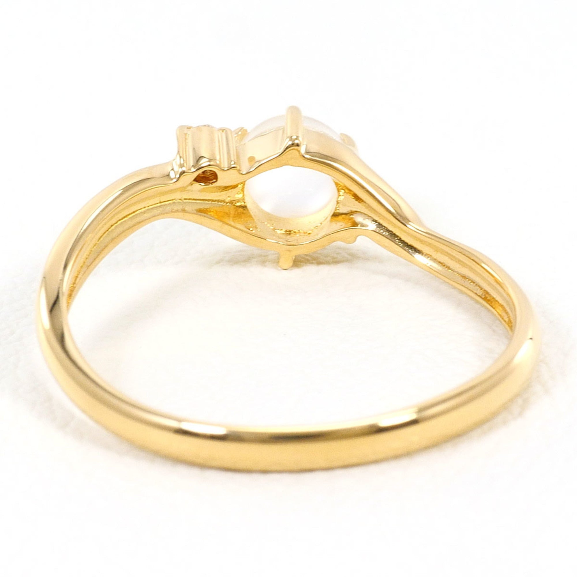 Unbranded Yellow Gold Yellow Gold (18K) Band Ring (Pre-Owned)