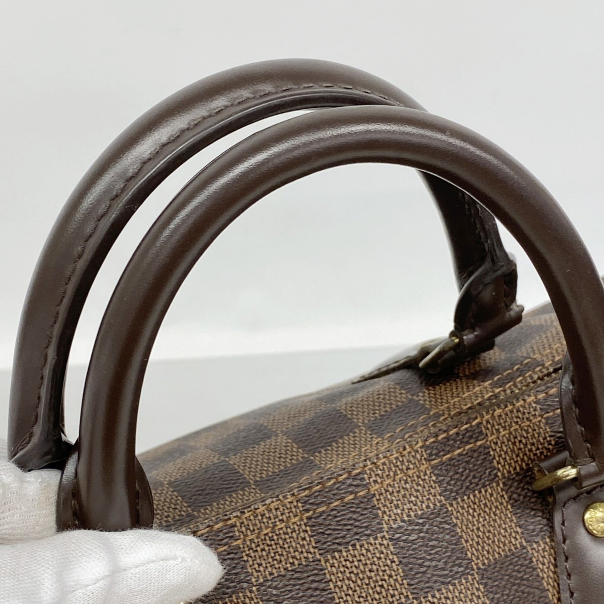 Louis Vuitton Ebene Handbag (Pre-Owned)