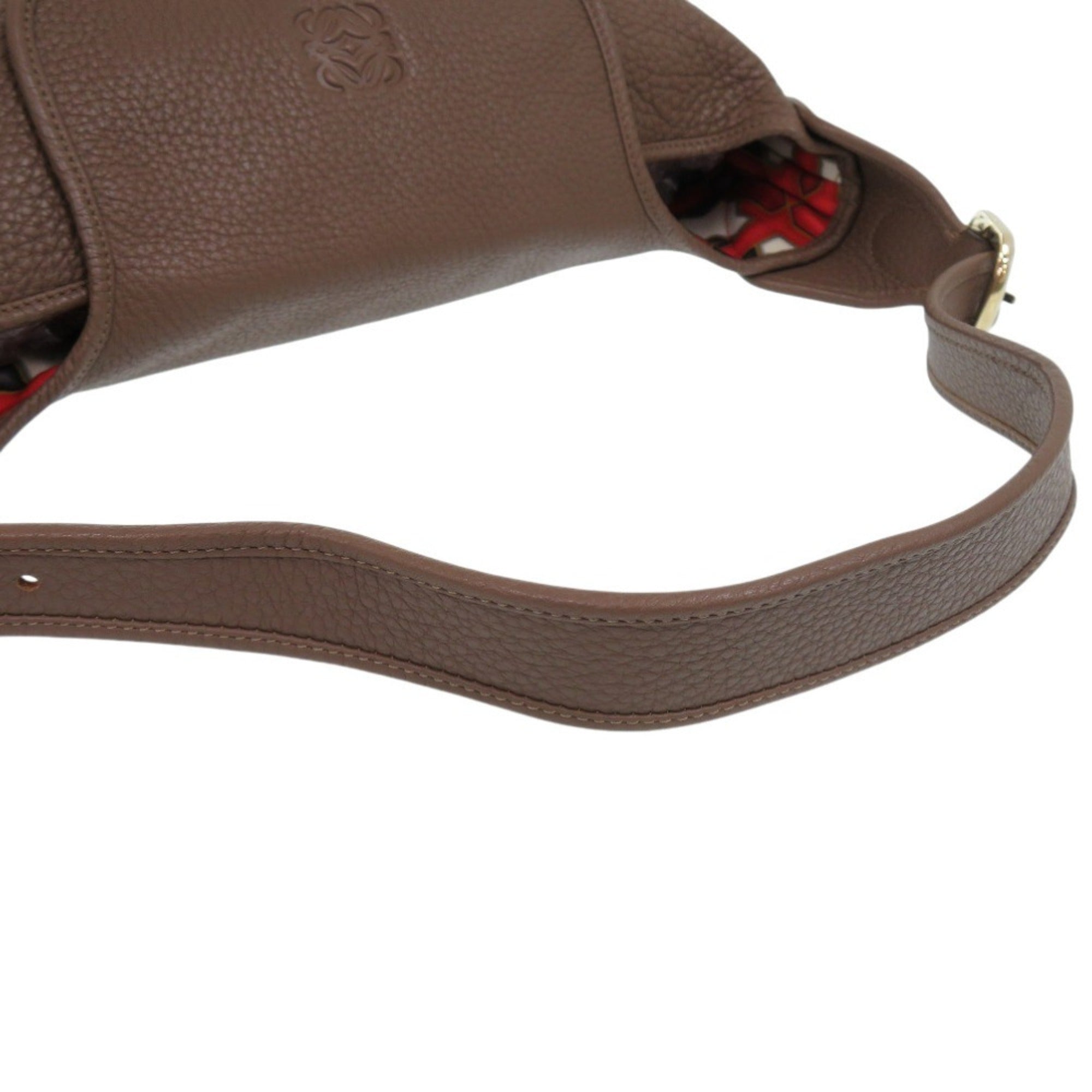 Loewe Brown Leather Shoulder Bag (Pre-Owned)