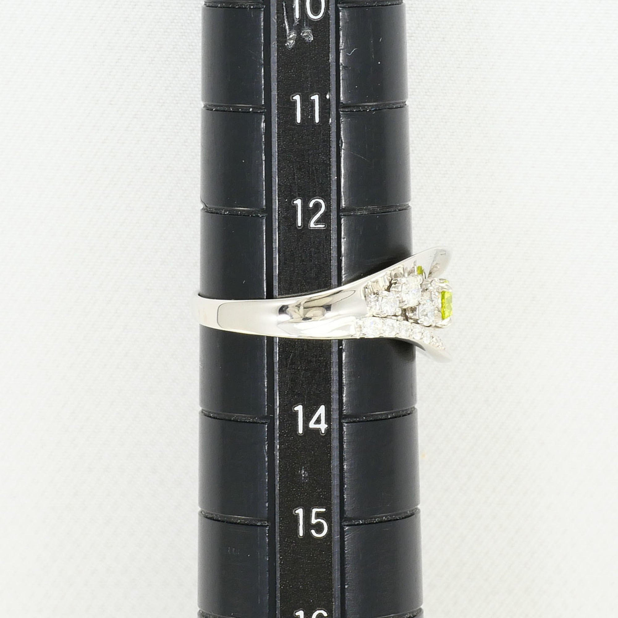 Unbranded Platinum Yellow Platinum 950 Band Ring (Pre-Owned)