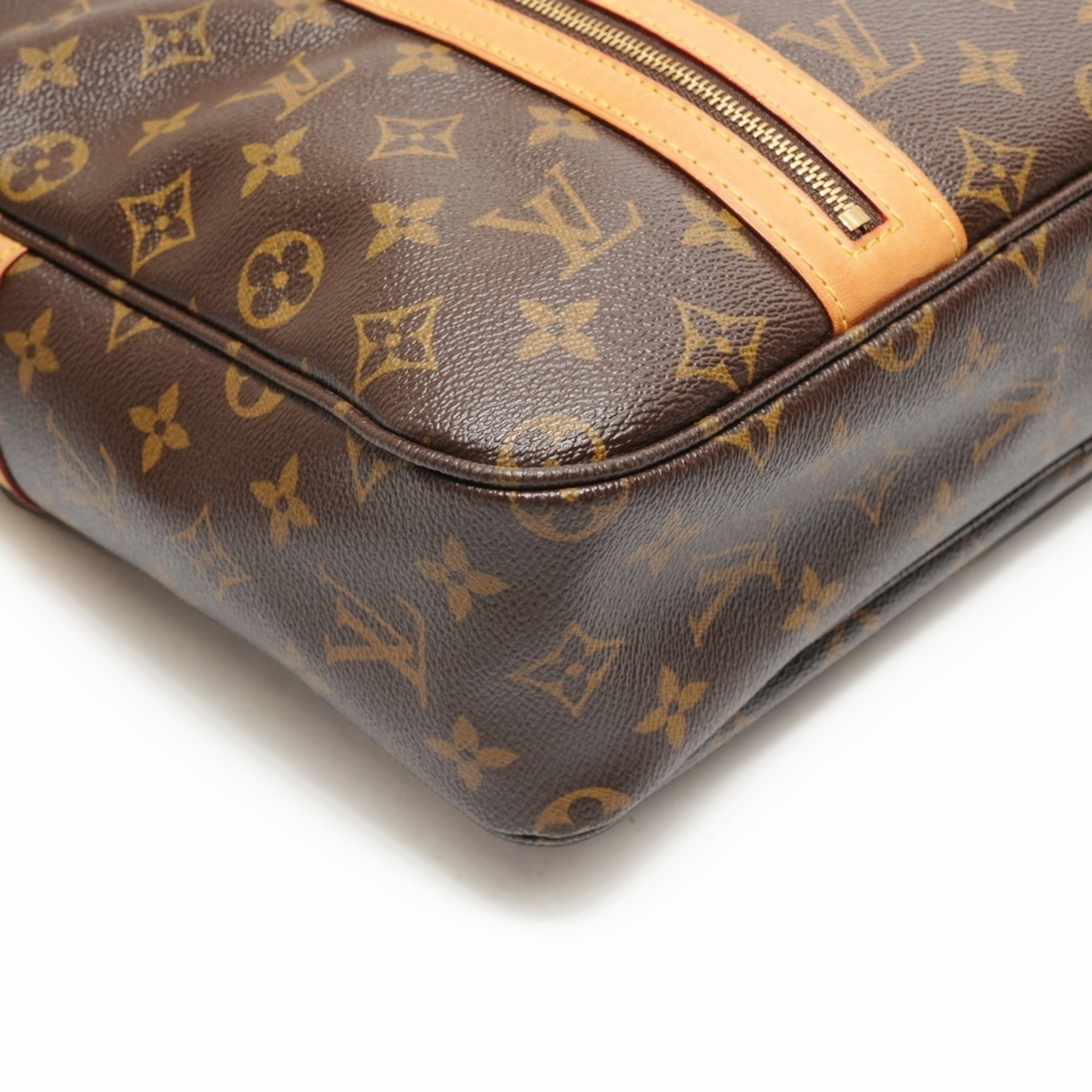 Louis Vuitton Brown Monogram Monogram Shoulder Bag (Pre-Owned)