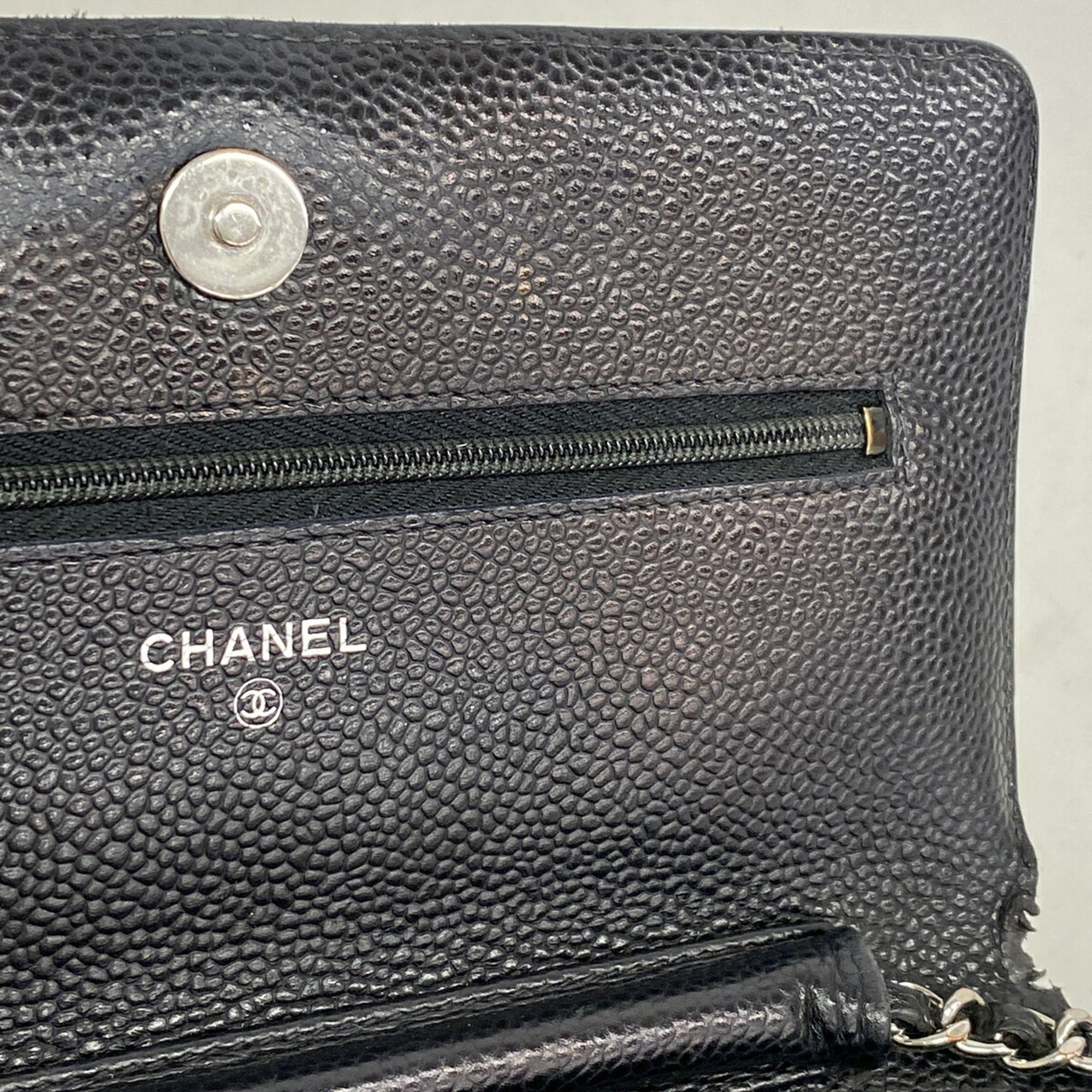 Chanel Black Grained Calfskin Chain/Shoulder Wallet (Pre-Owned)