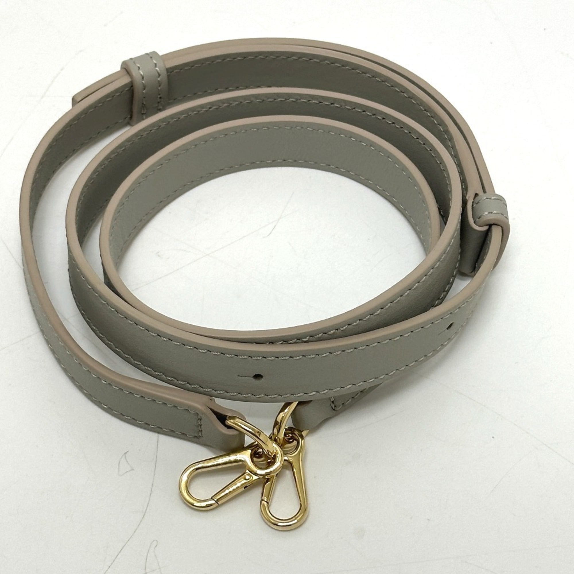 Loewe Gray Leather Shoulder Bag (Pre-Owned)