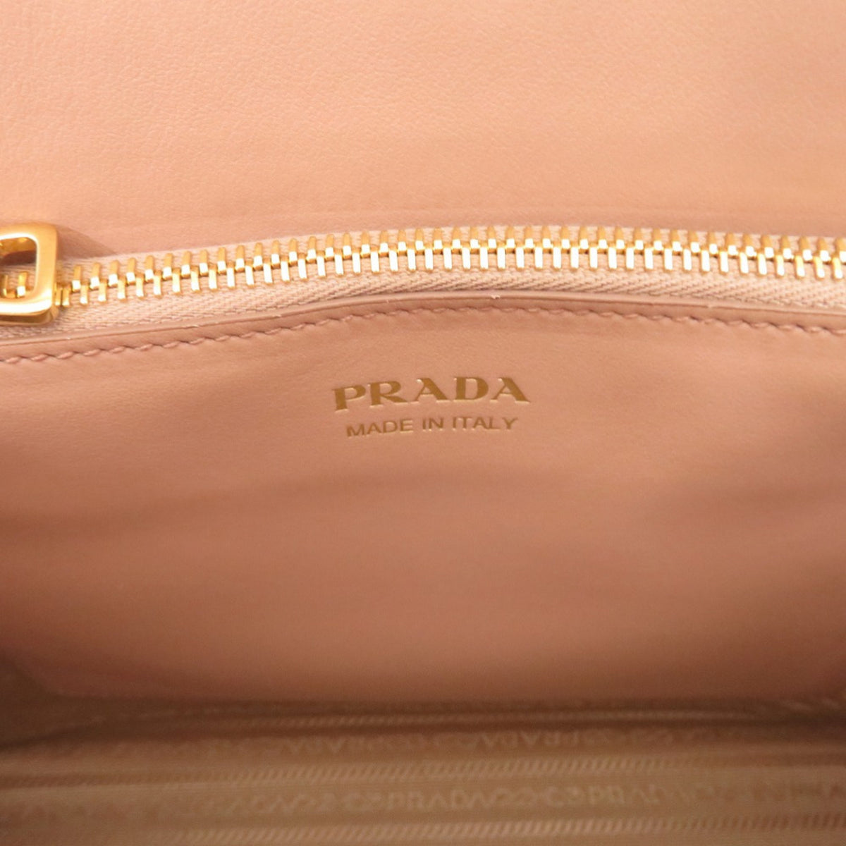Prada Pink Beige Leather Saffiano Handbag (Pre-Owned)