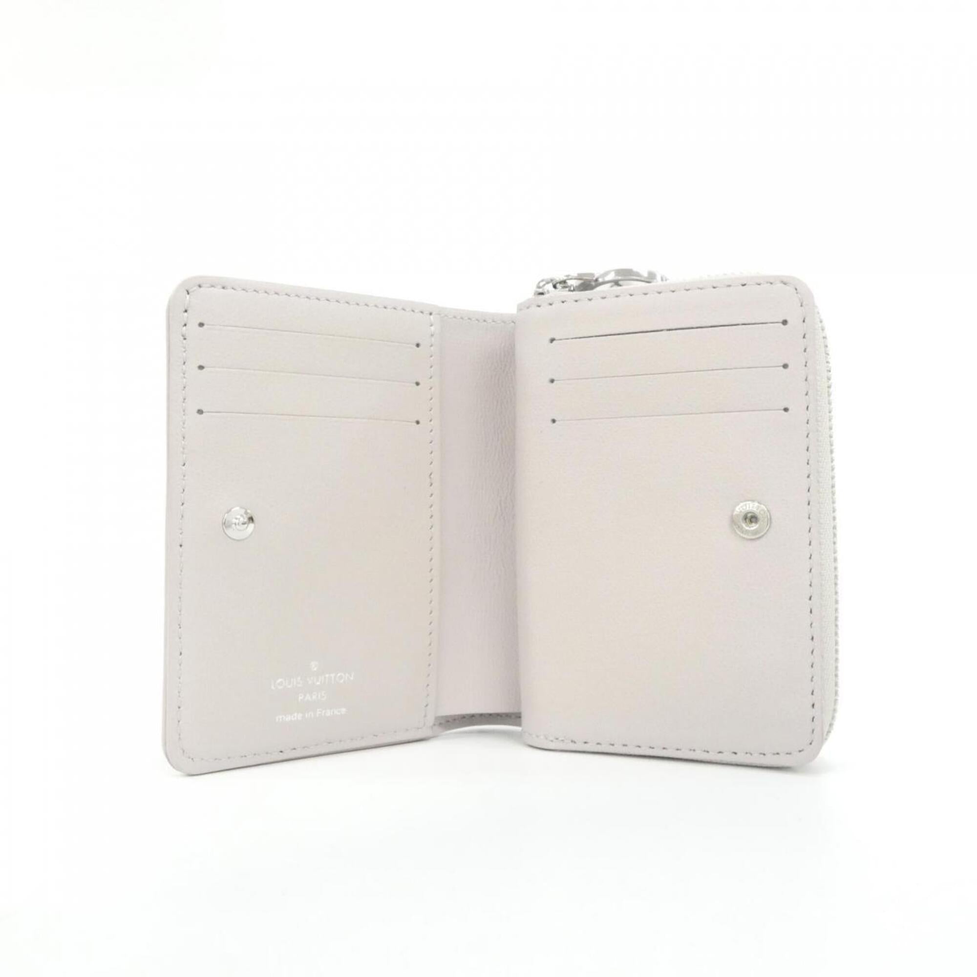 Louis Vuitton Gris Leather Wallet (Bi-Fold) (Pre-Owned)
